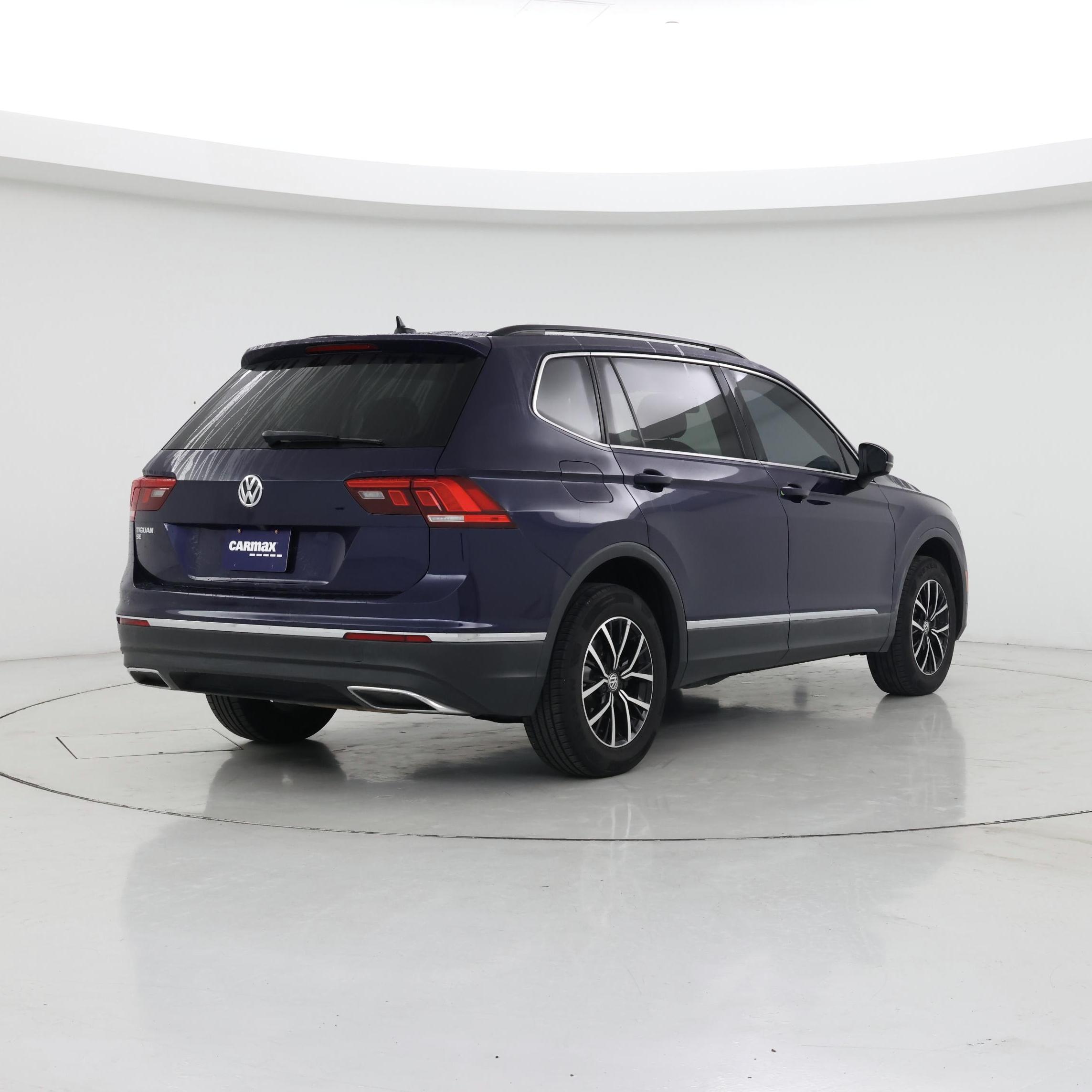 Thumbnail: 2021 Volkswagen Tiguan - 8