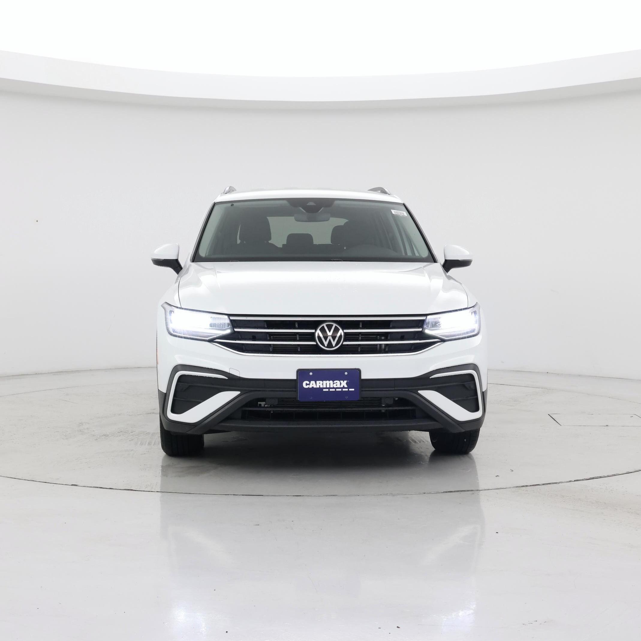 Thumbnail: 2022 Volkswagen Tiguan - 5