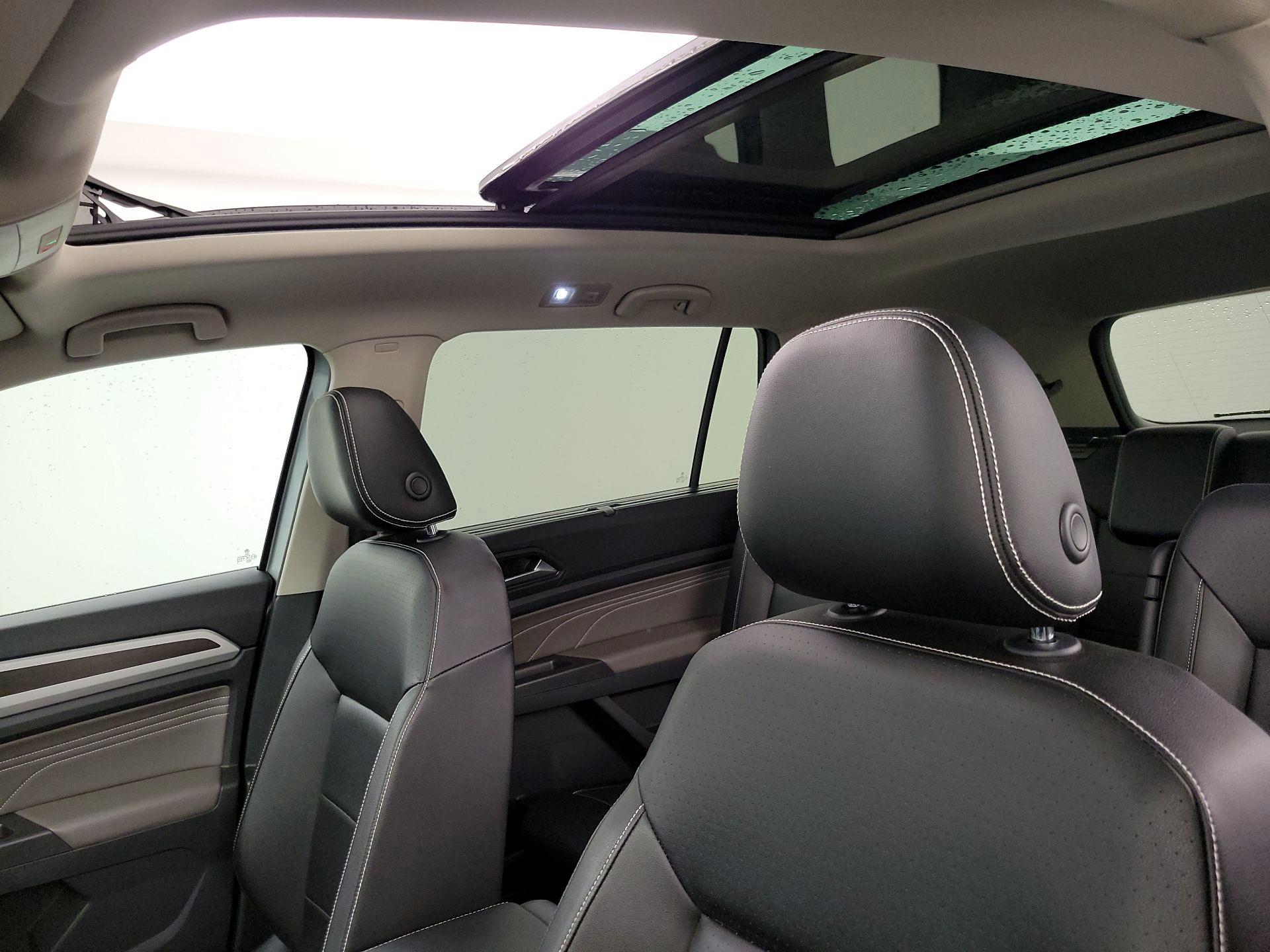 Thumbnail: 2022 Volkswagen Atlas - 19