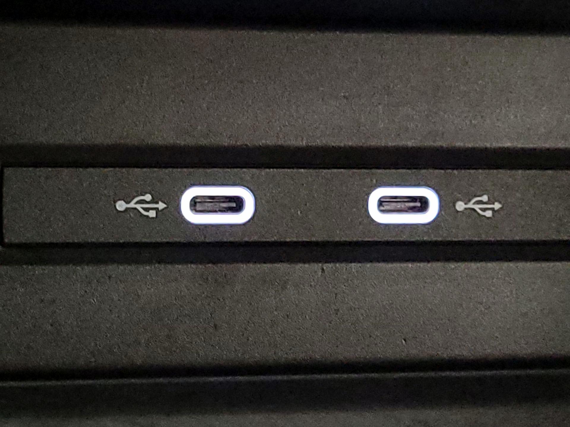 Thumbnail: 2022 Volkswagen Taos - 18