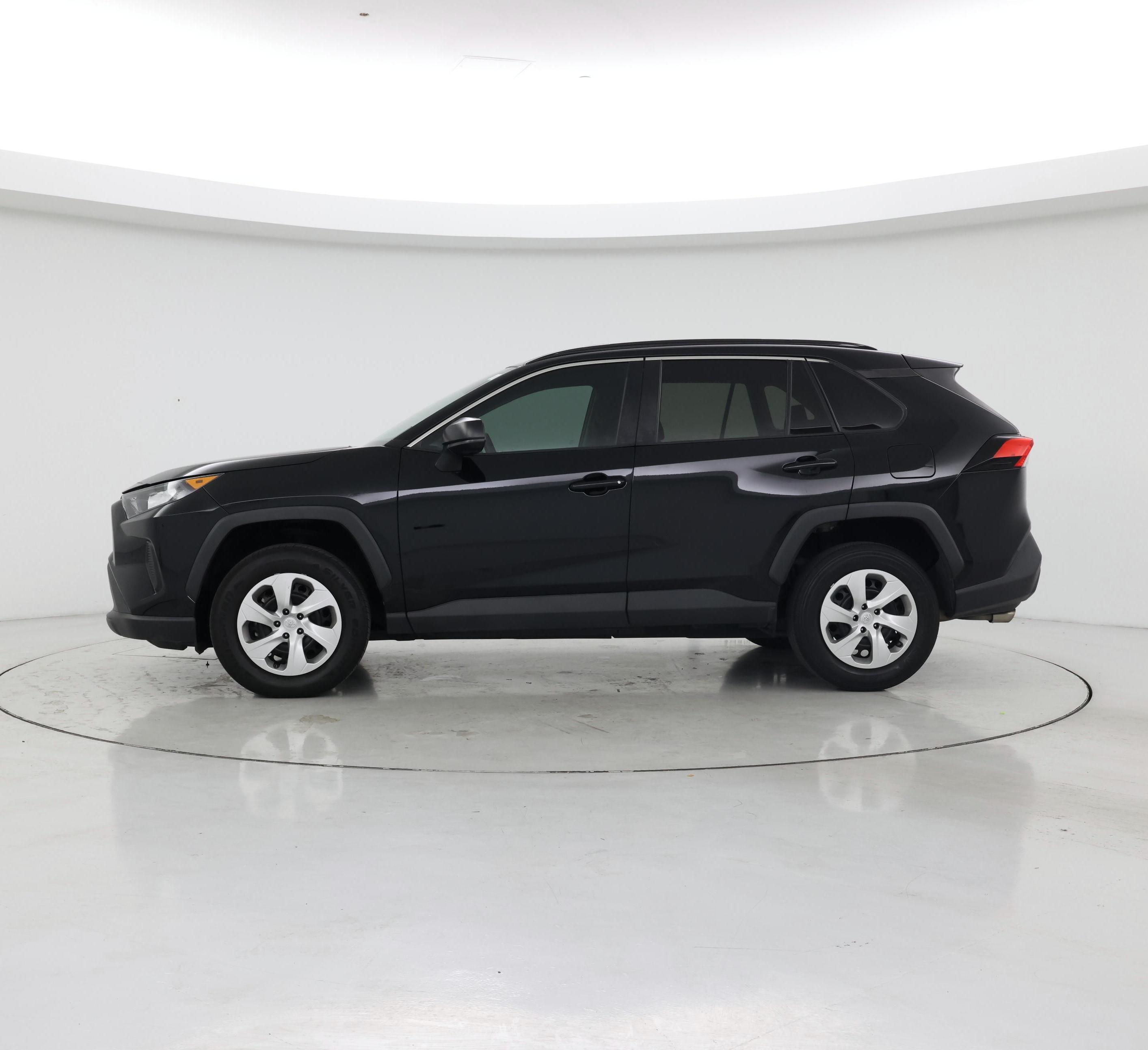 Thumbnail: 2020 Toyota RAV4 - 3