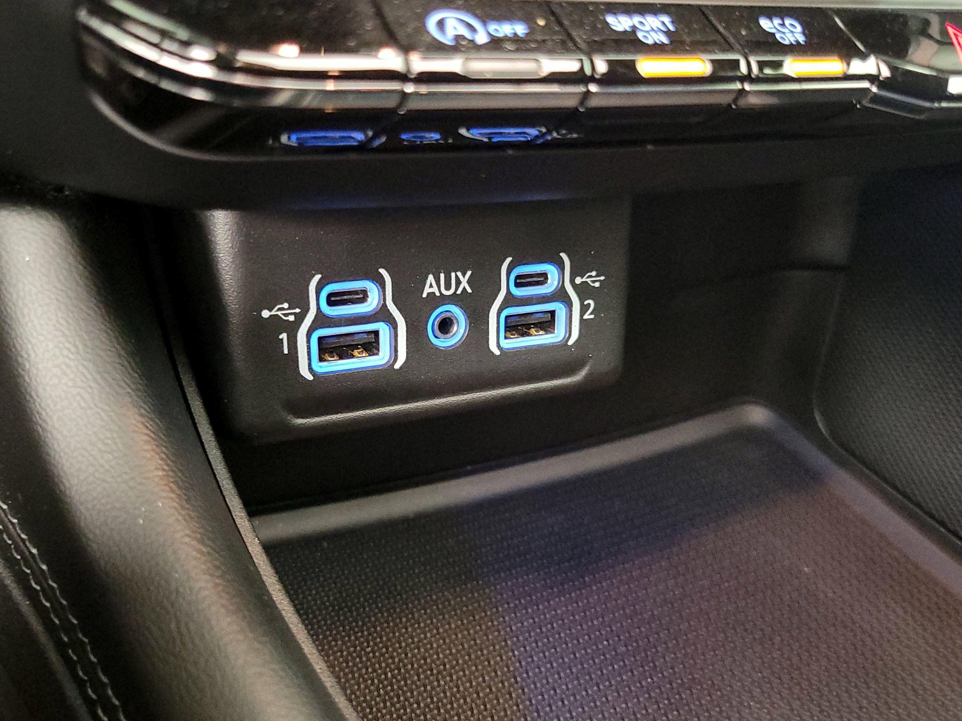 Thumbnail: 2022 Dodge Durango - 18