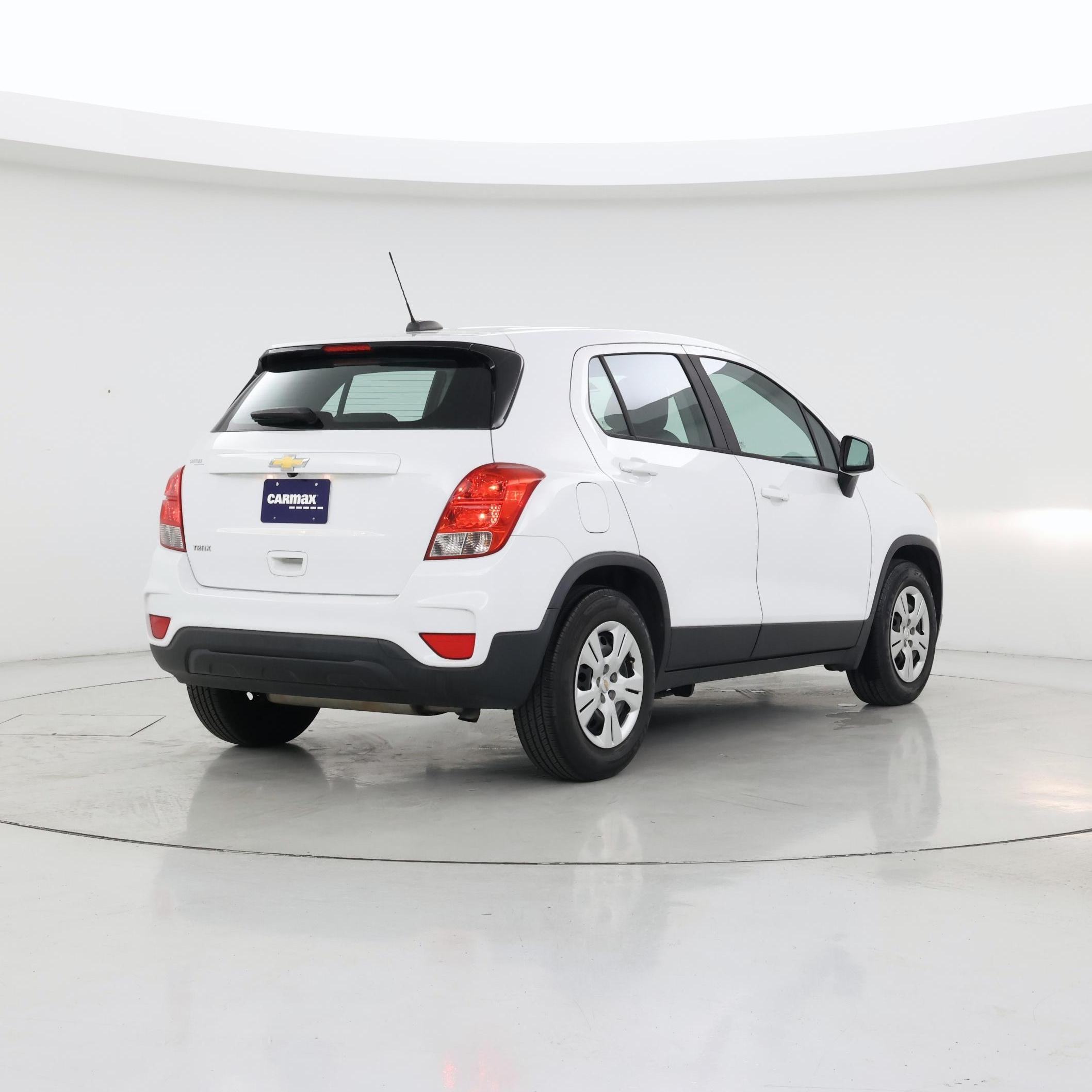 Thumbnail: 2018 Chevrolet Trax - 8
