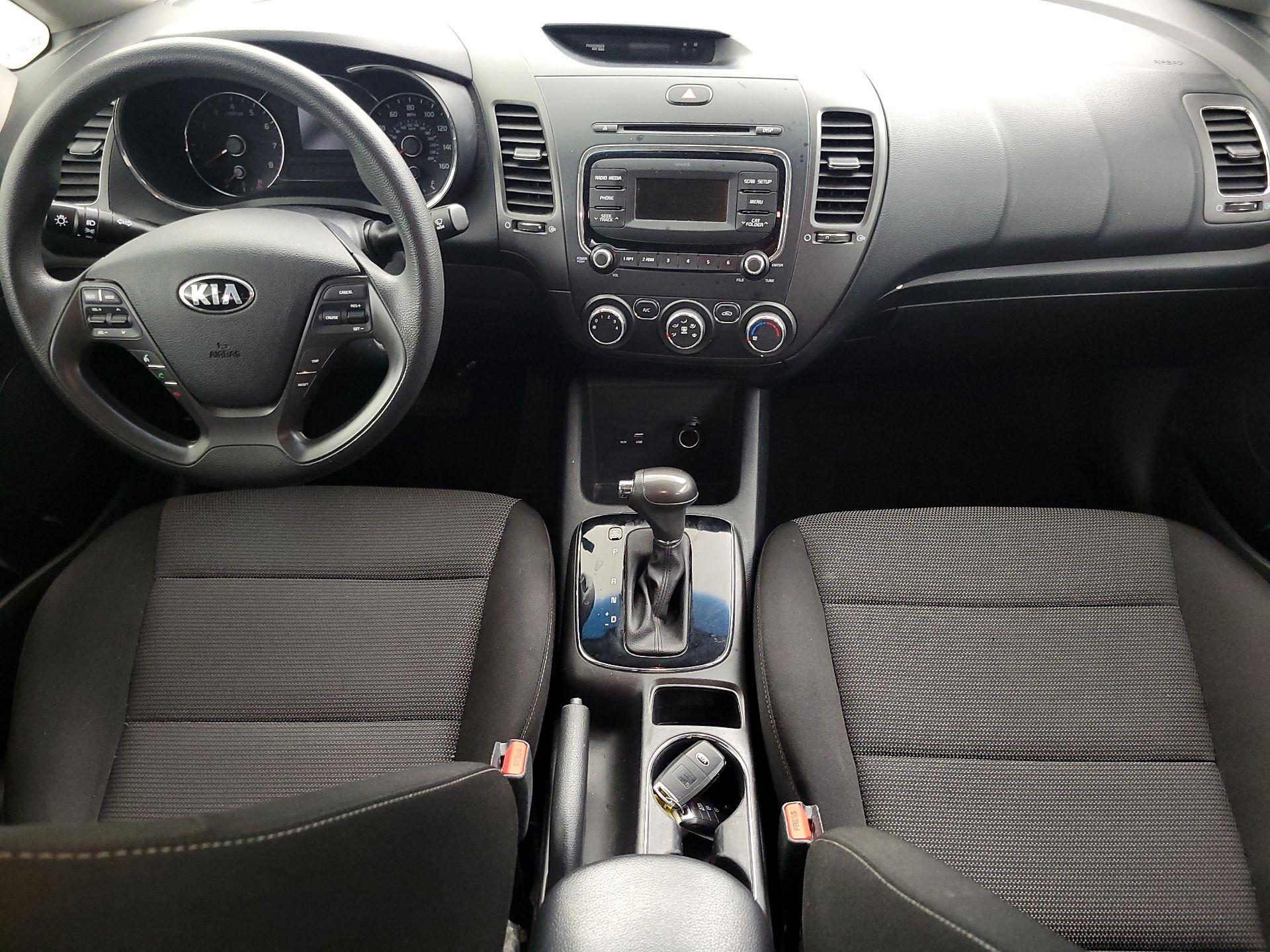 Thumbnail: 2018 Kia Forte - 9