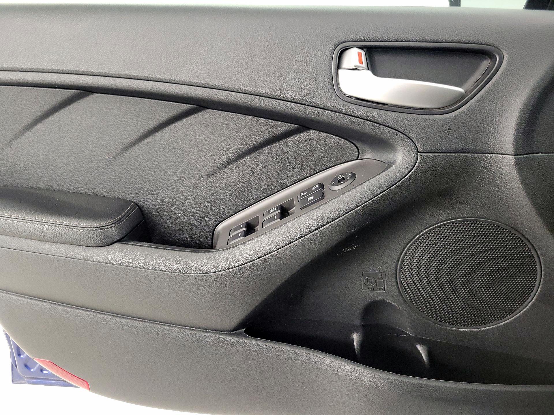 Thumbnail: 2018 Kia Forte - 12