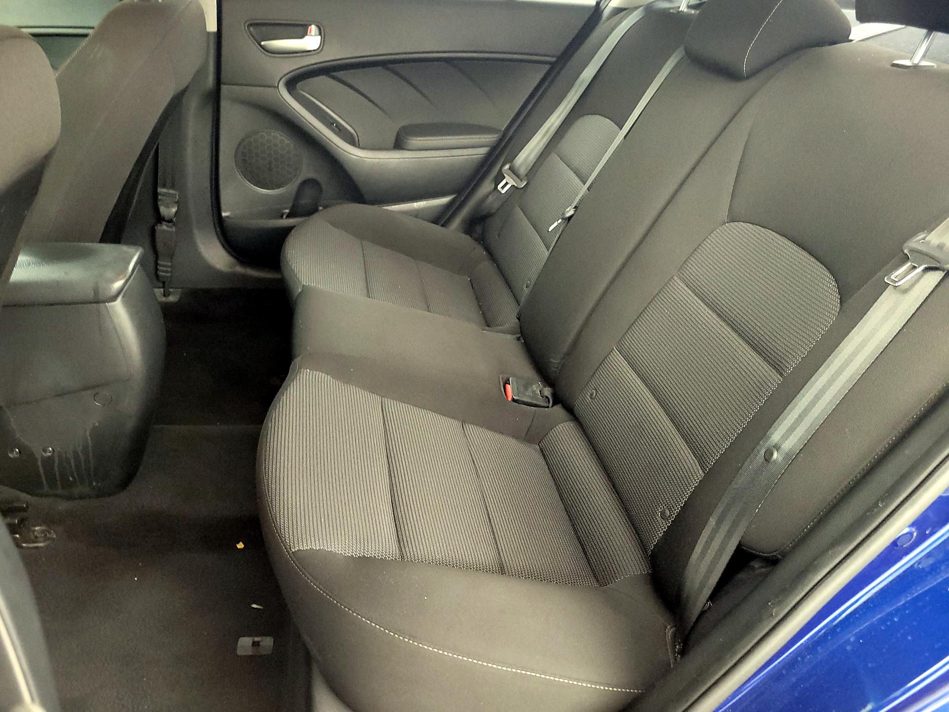 Thumbnail: 2018 Kia Forte - 18