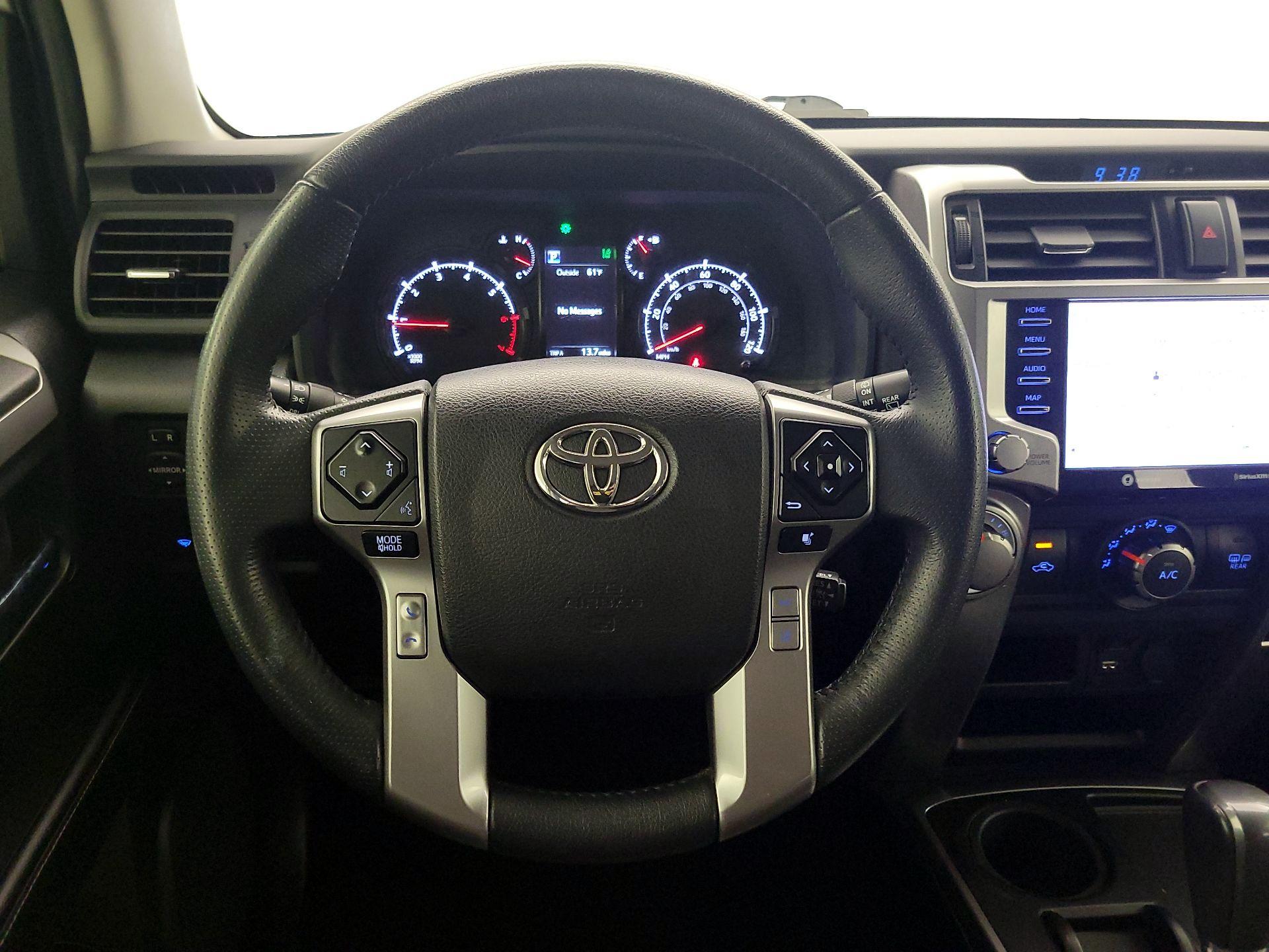 Thumbnail: 2021 Toyota 4Runner - 10