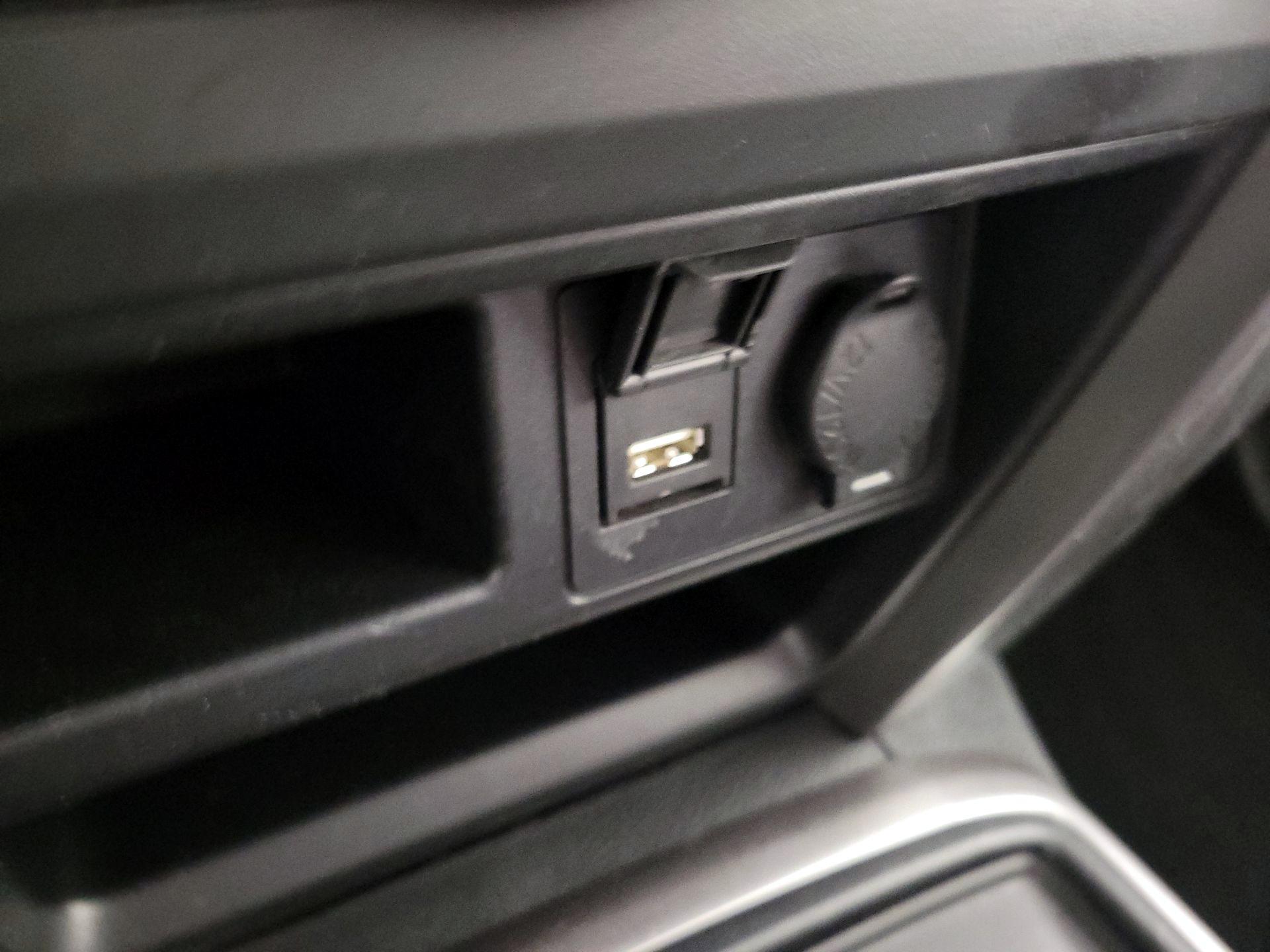 Thumbnail: 2021 Toyota 4Runner - 18