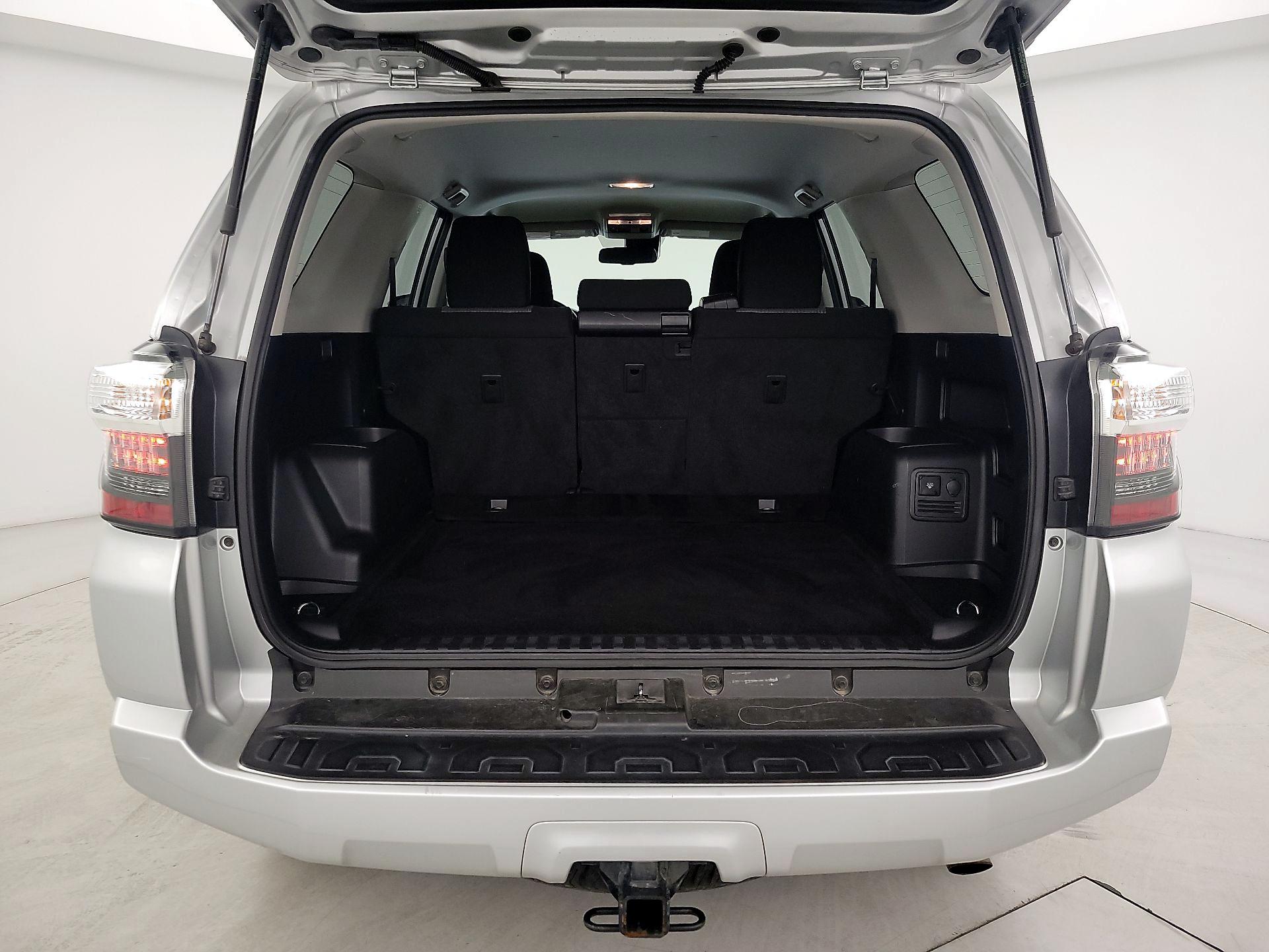 Thumbnail: 2021 Toyota 4Runner - 20