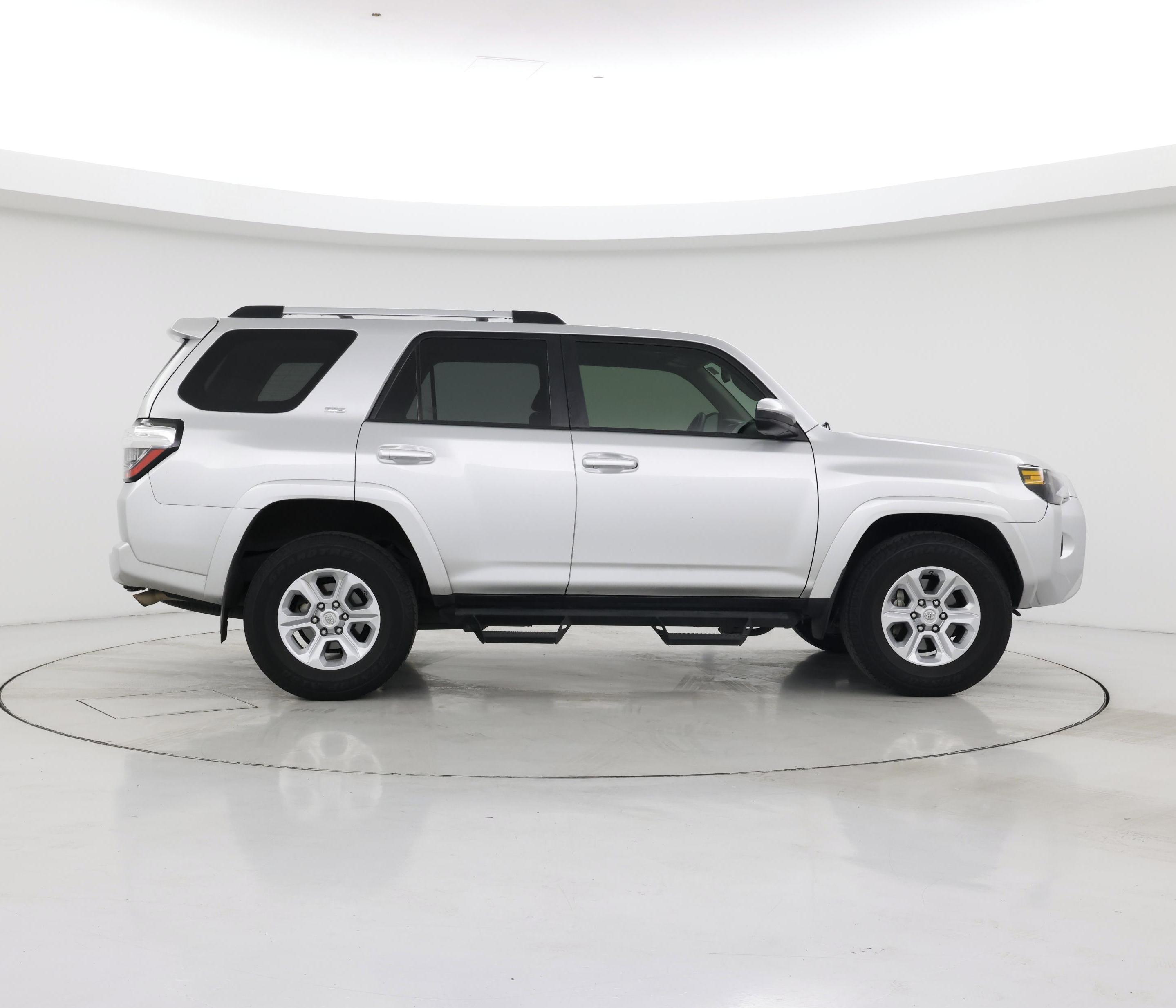 Thumbnail: 2021 Toyota 4Runner - 7