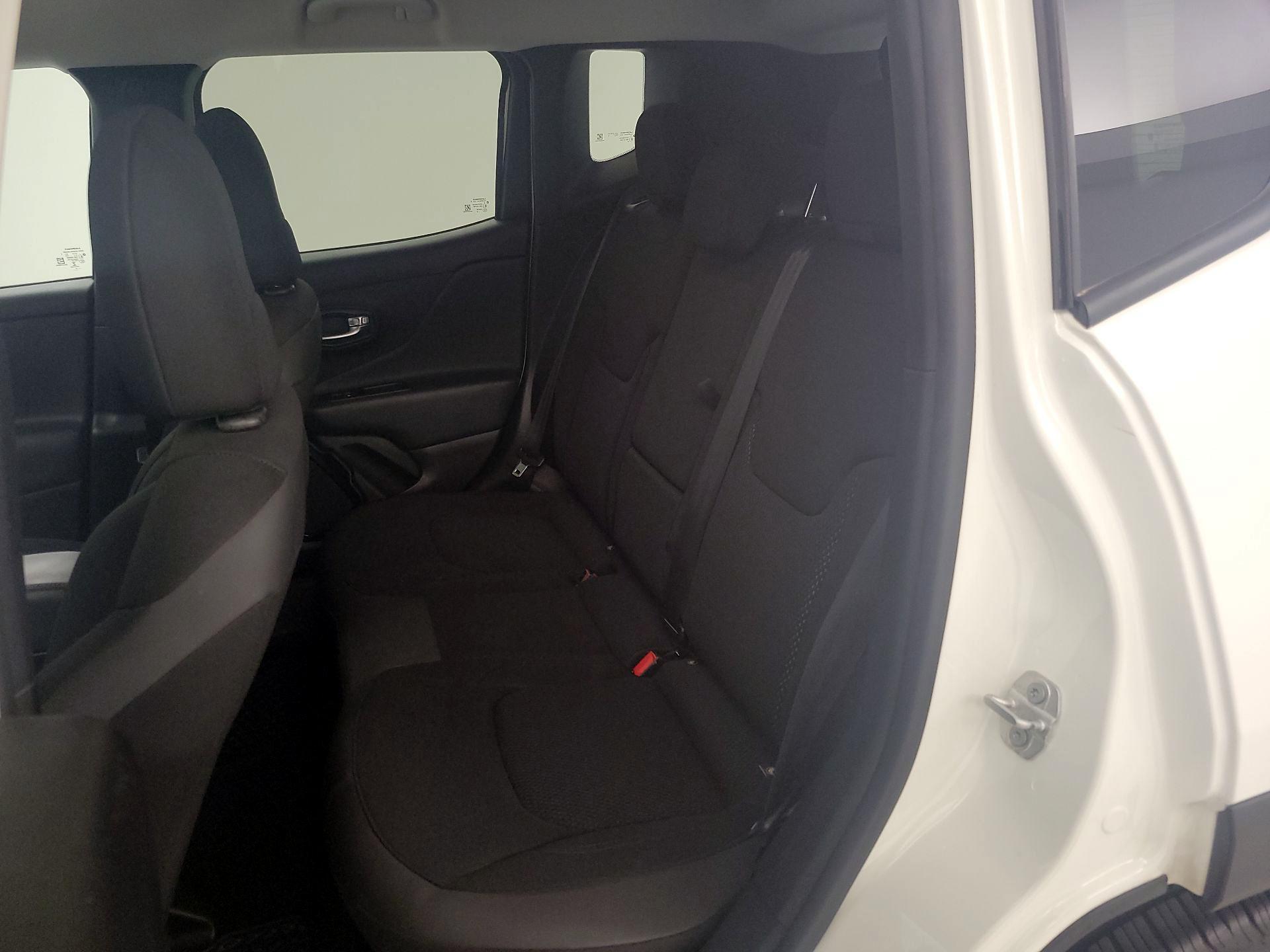 Thumbnail: 2018 Jeep Renegade - 20