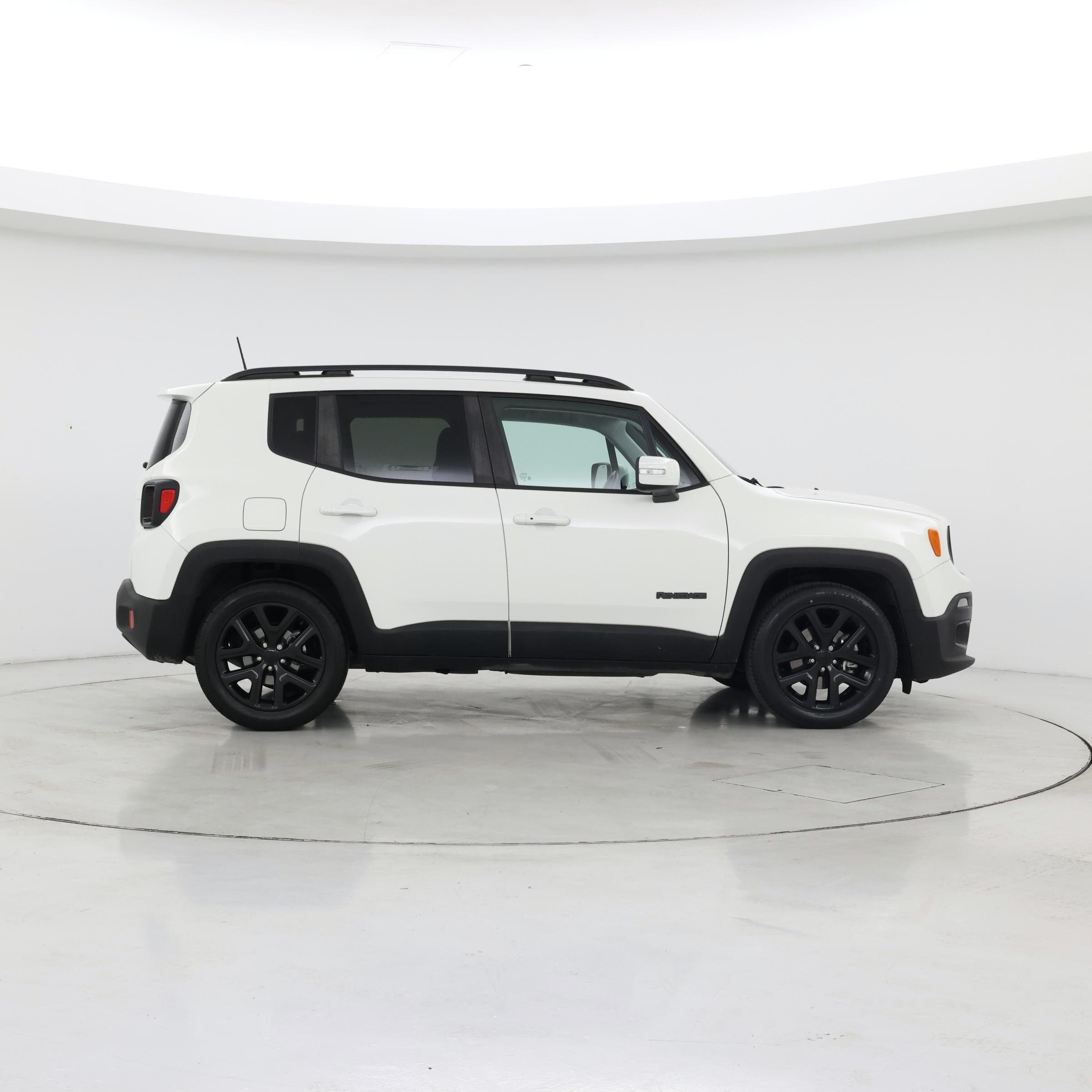 Thumbnail: 2018 Jeep Renegade - 7