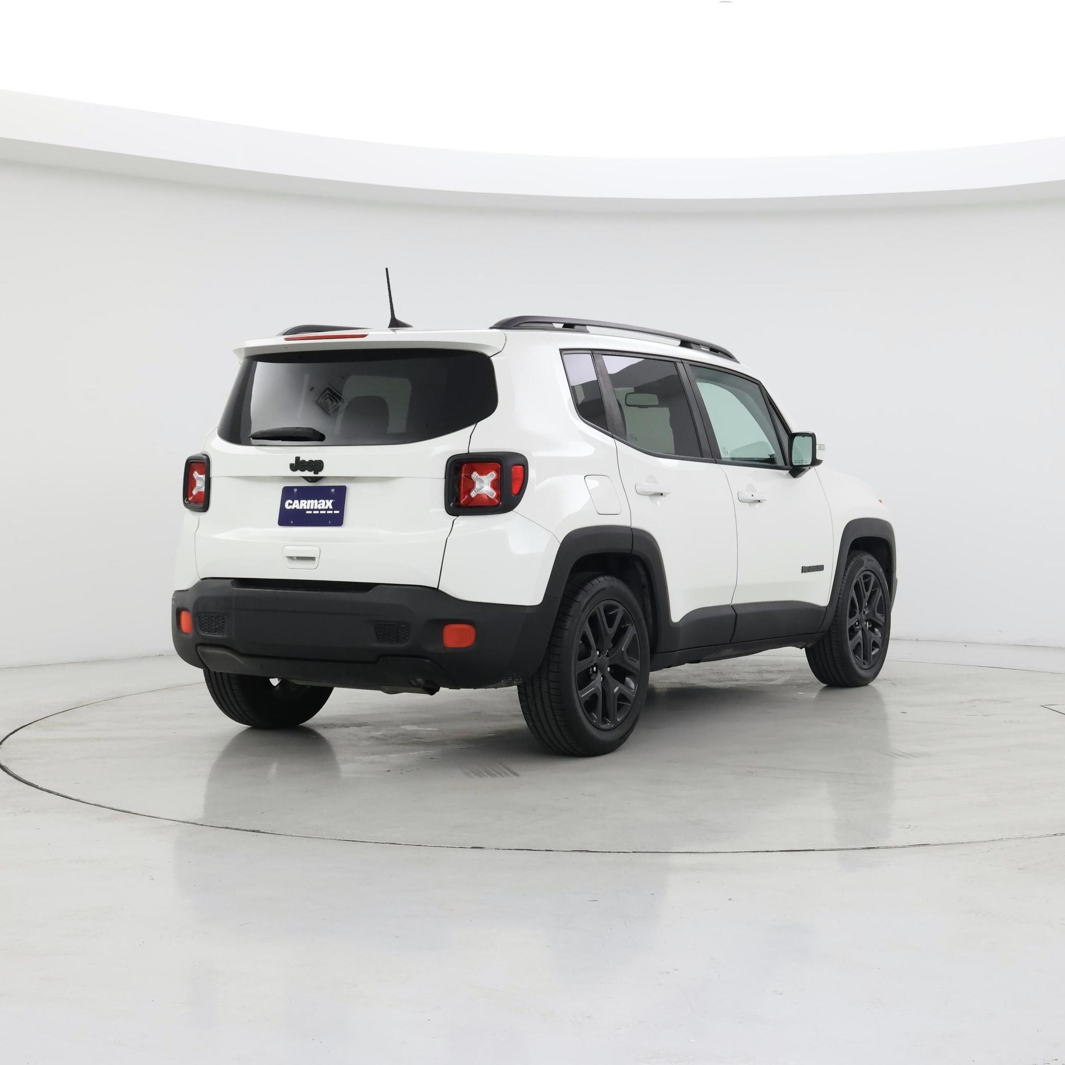 Thumbnail: 2018 Jeep Renegade - 8