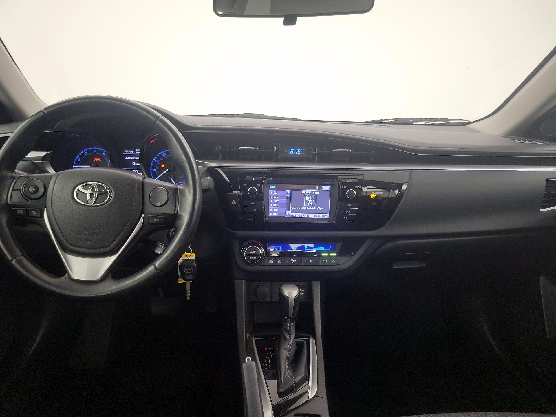 Thumbnail: 2015 Toyota Corolla - 9