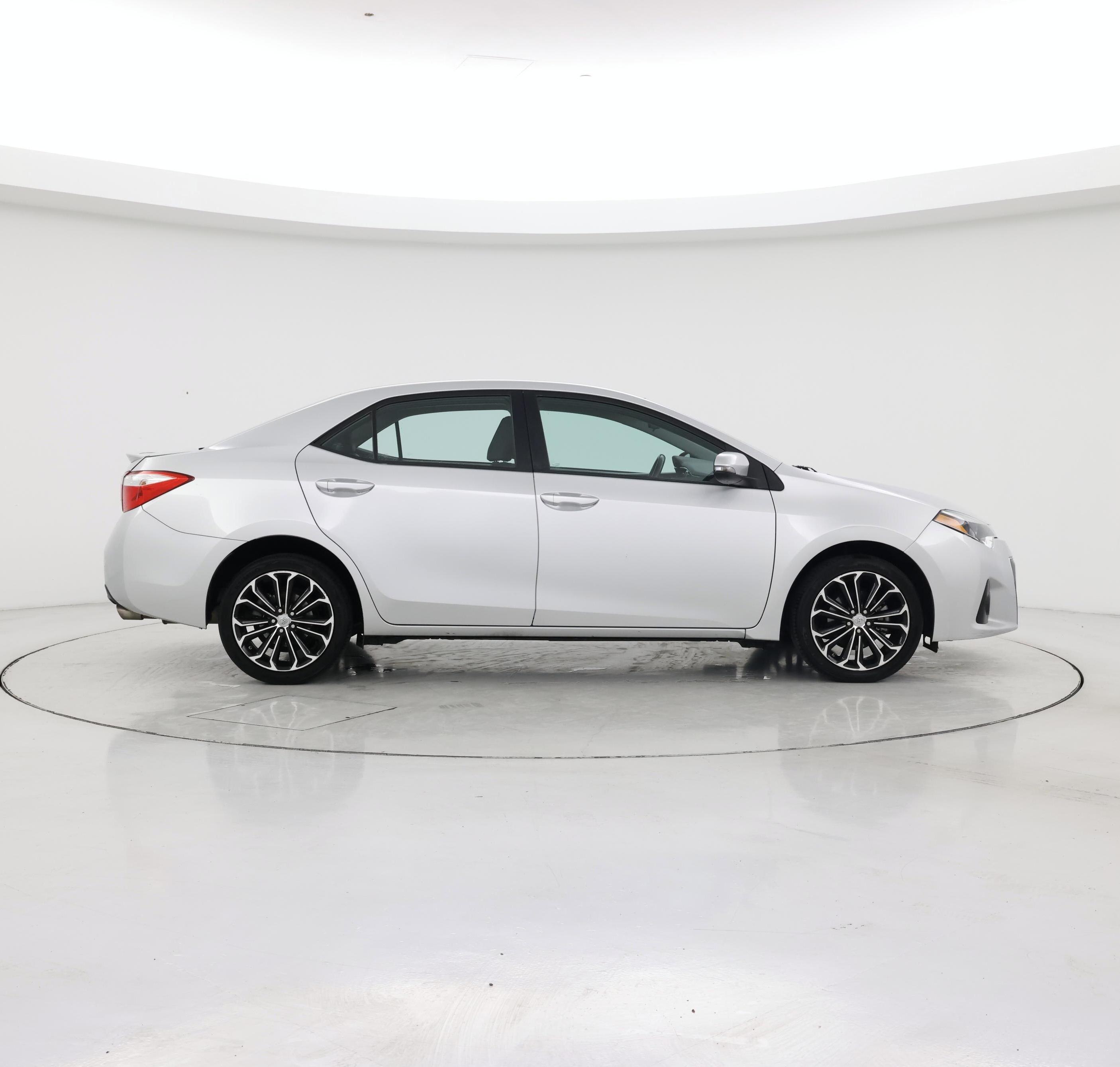 Thumbnail: 2015 Toyota Corolla - 7