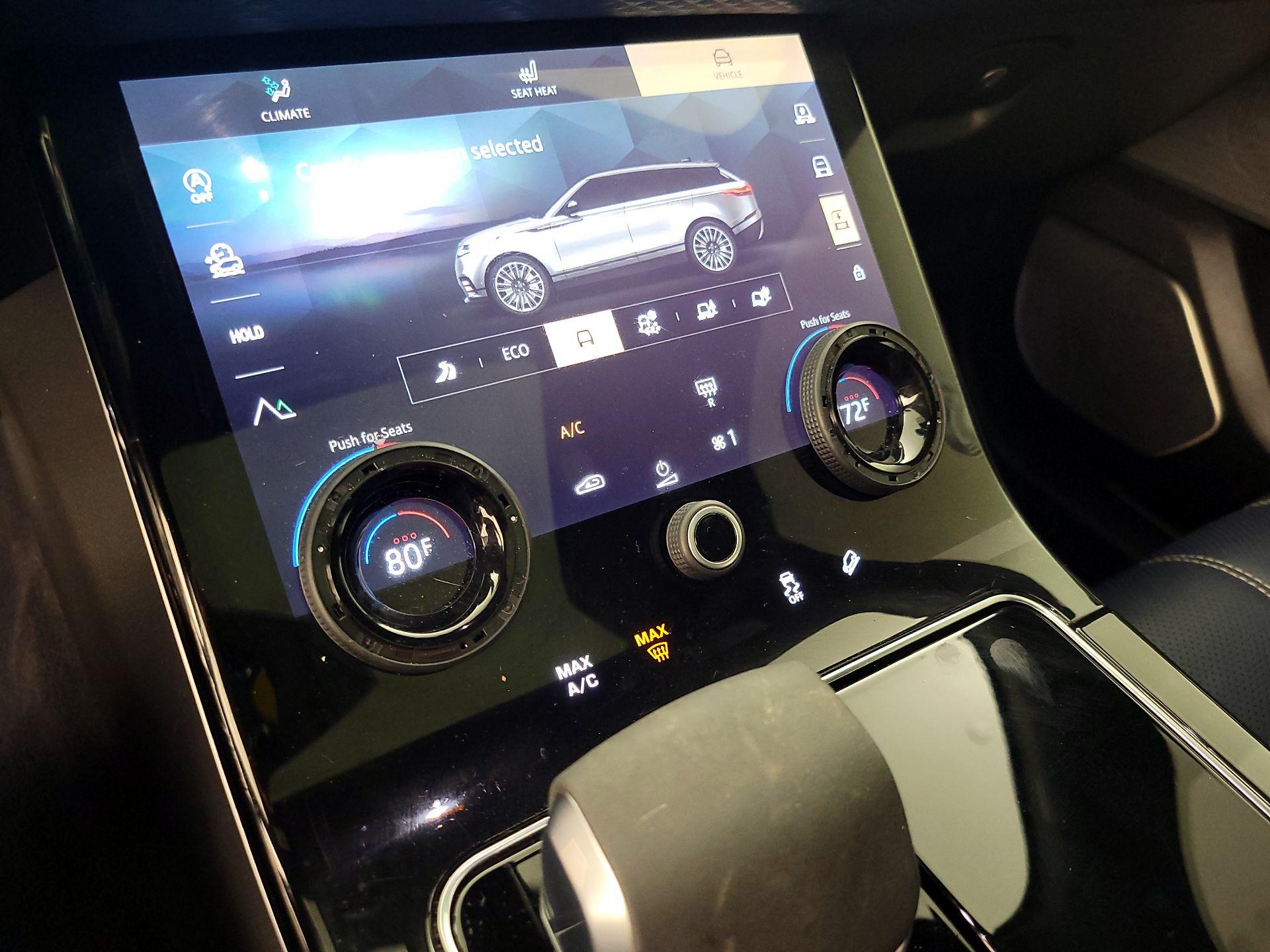 Thumbnail: 2022 Land Rover Range Rover Velar - 17