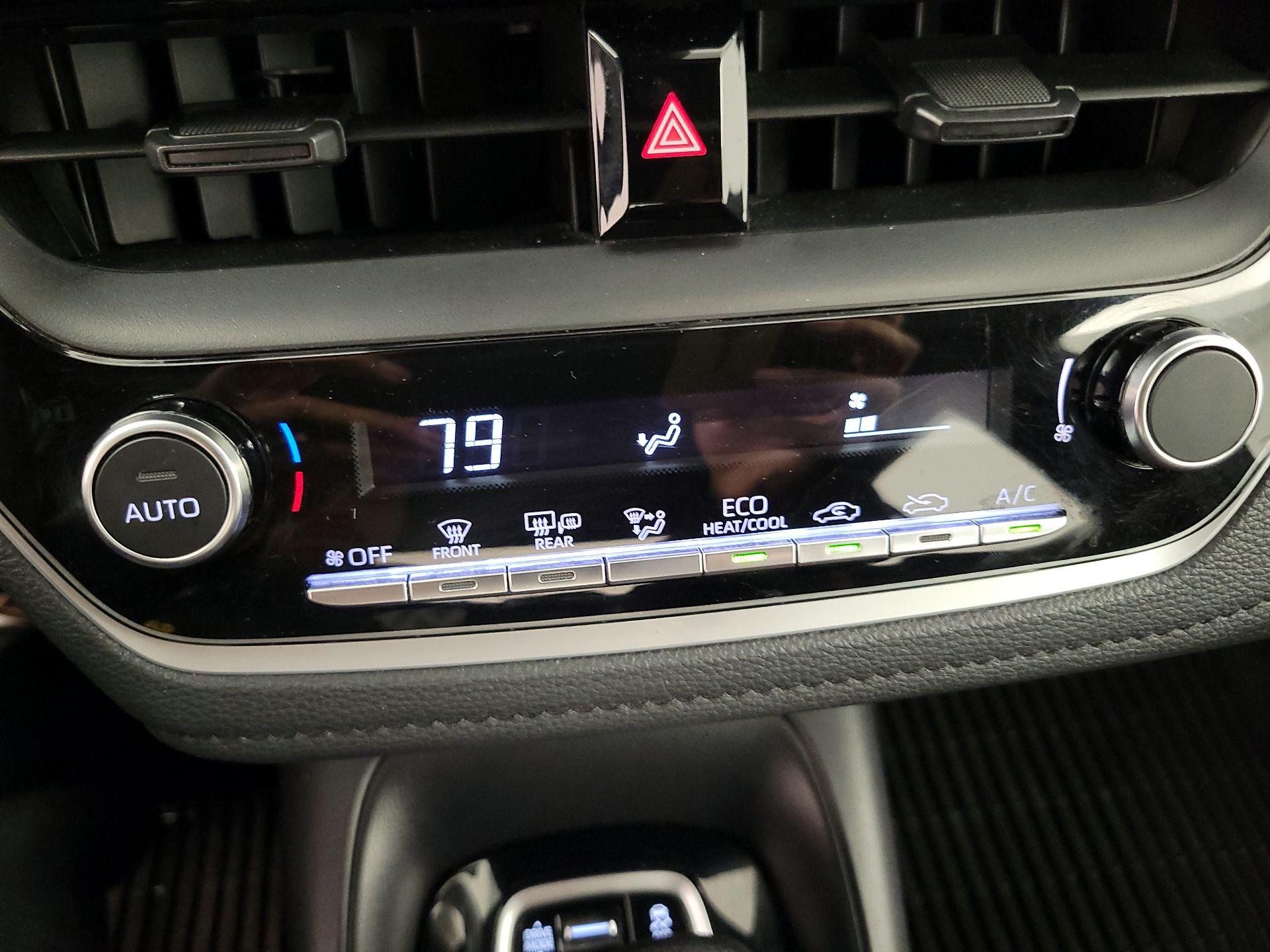 Thumbnail: 2024 Toyota Corolla - 16