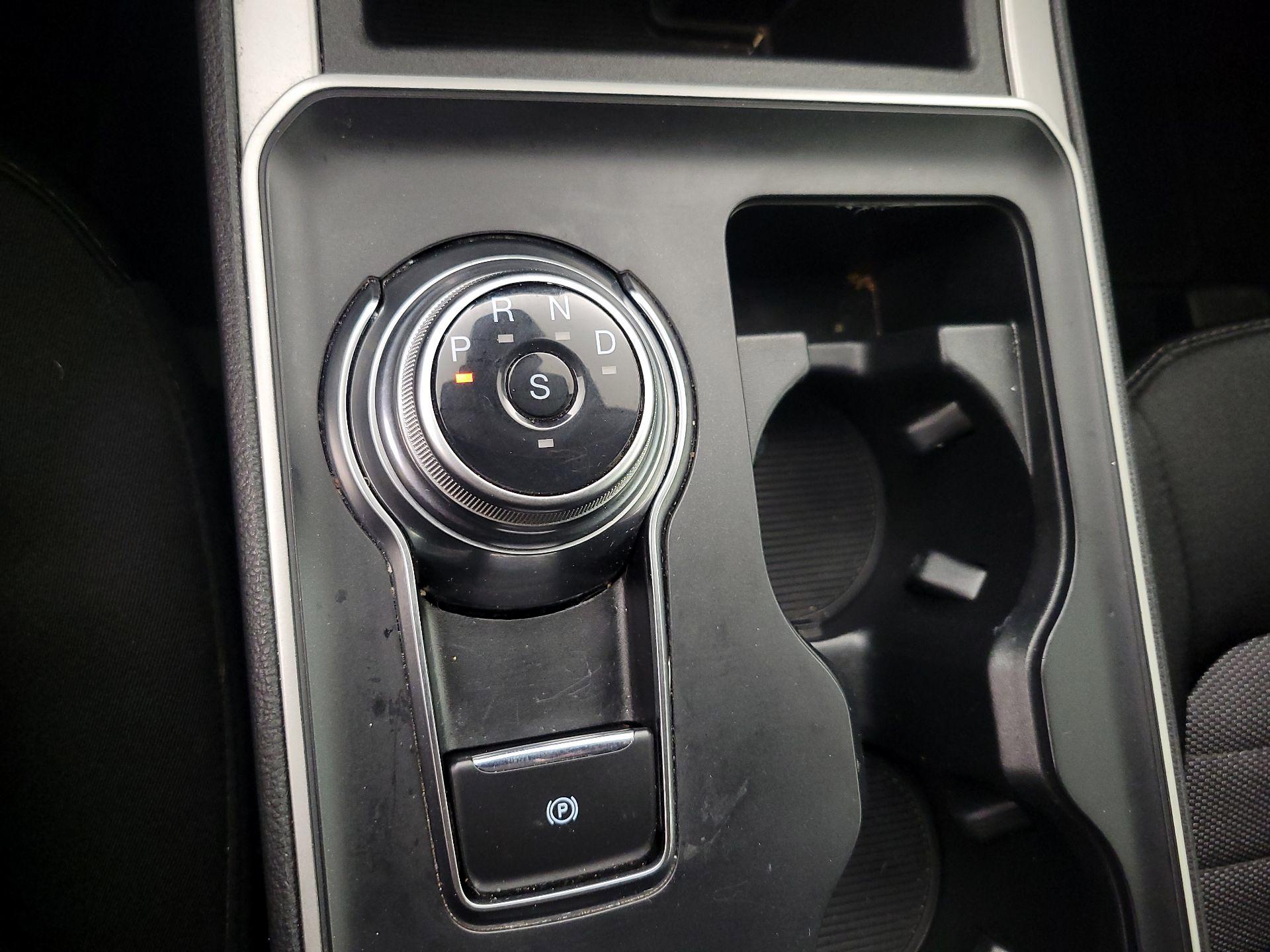 Thumbnail: 2022 Ford Edge - 17