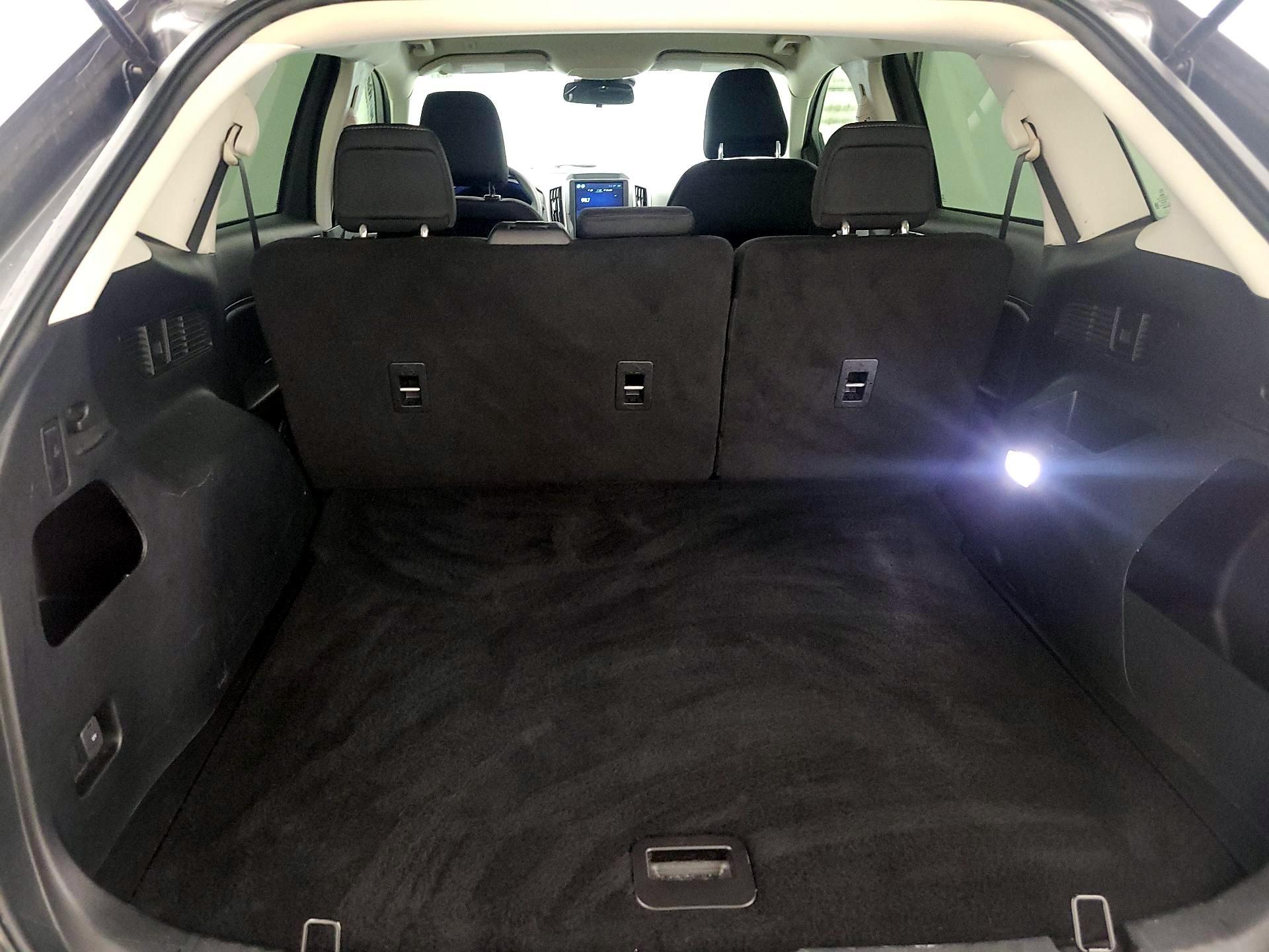 Thumbnail: 2022 Ford Edge - 20