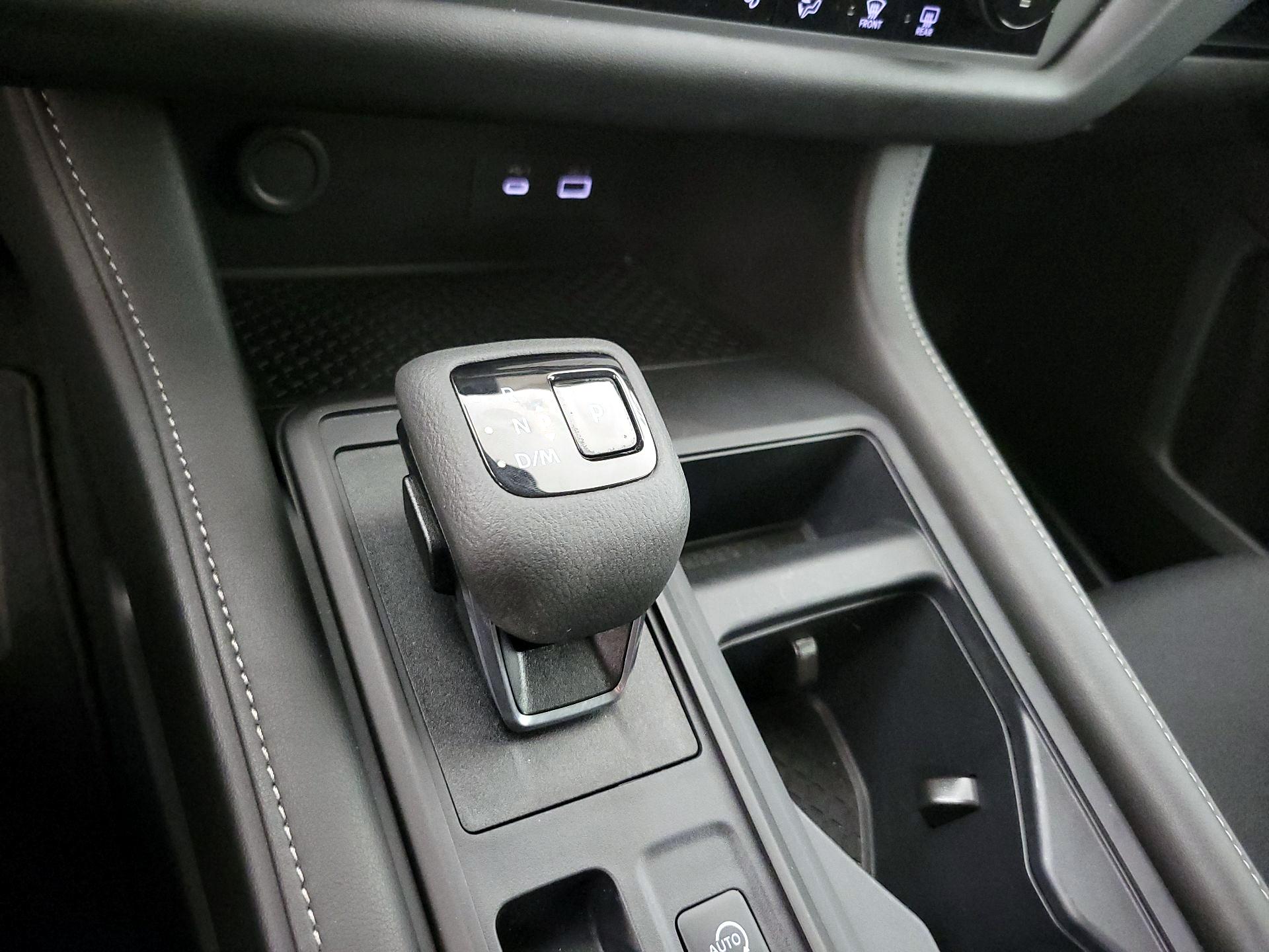 Thumbnail: 2024 Nissan Pathfinder - 17