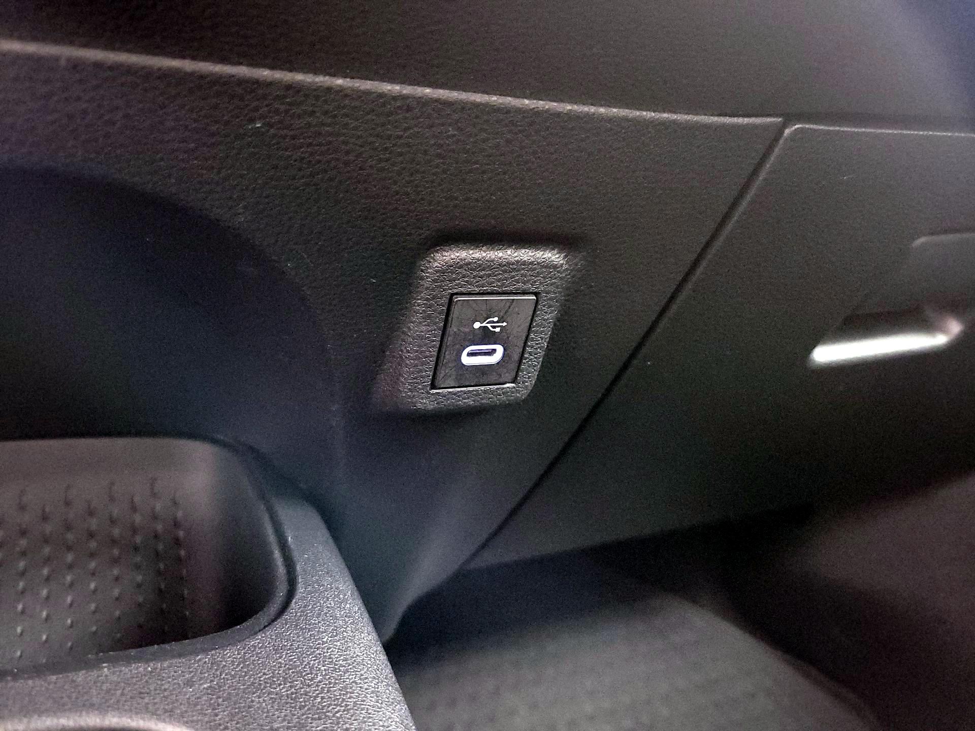 Thumbnail: 2024 Toyota Corolla - 18