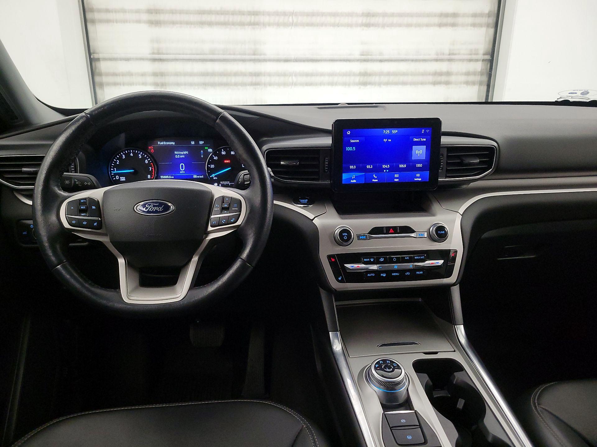 Thumbnail: 2022 Ford Explorer - 9