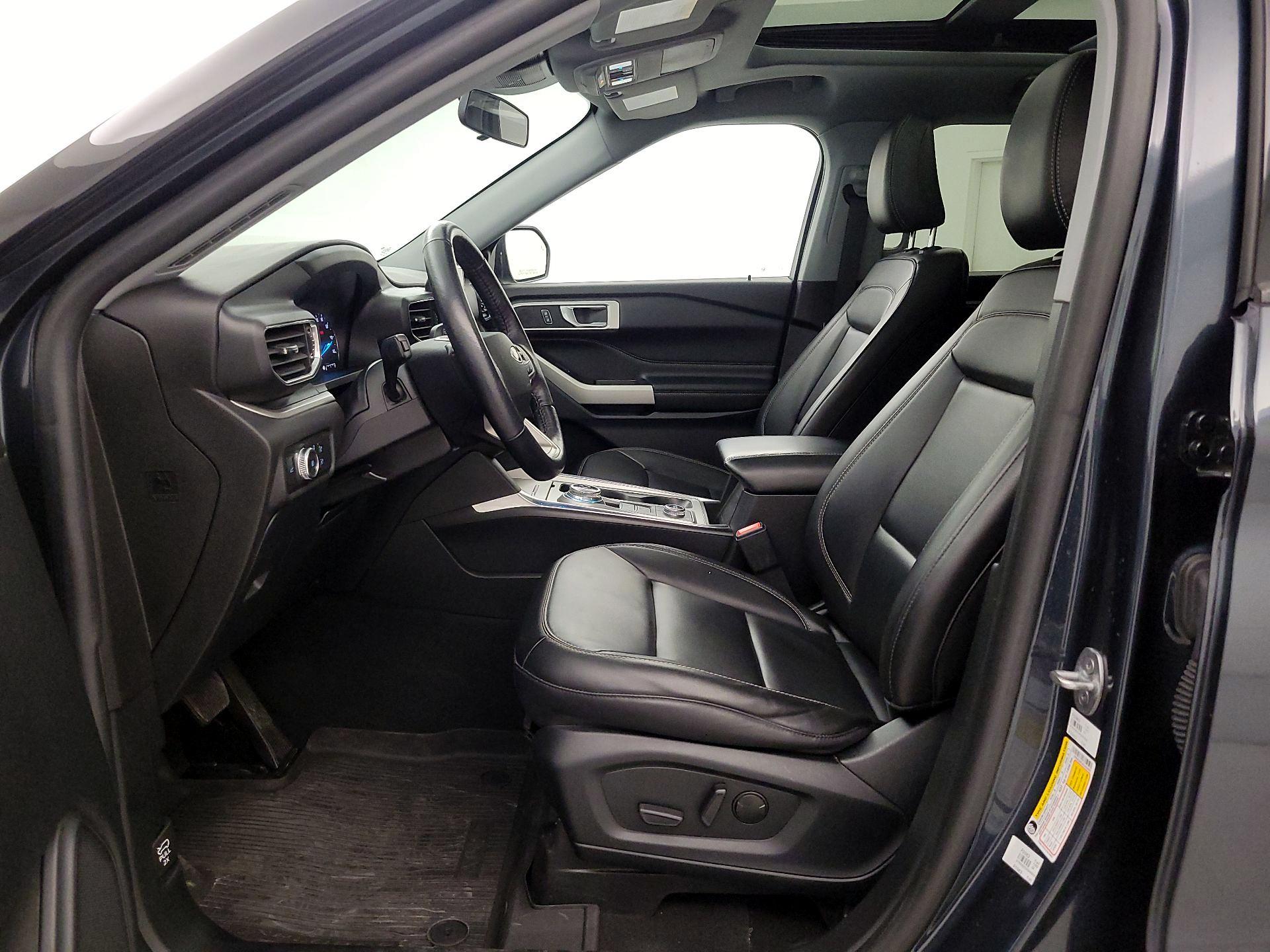 Thumbnail: 2022 Ford Explorer - 11