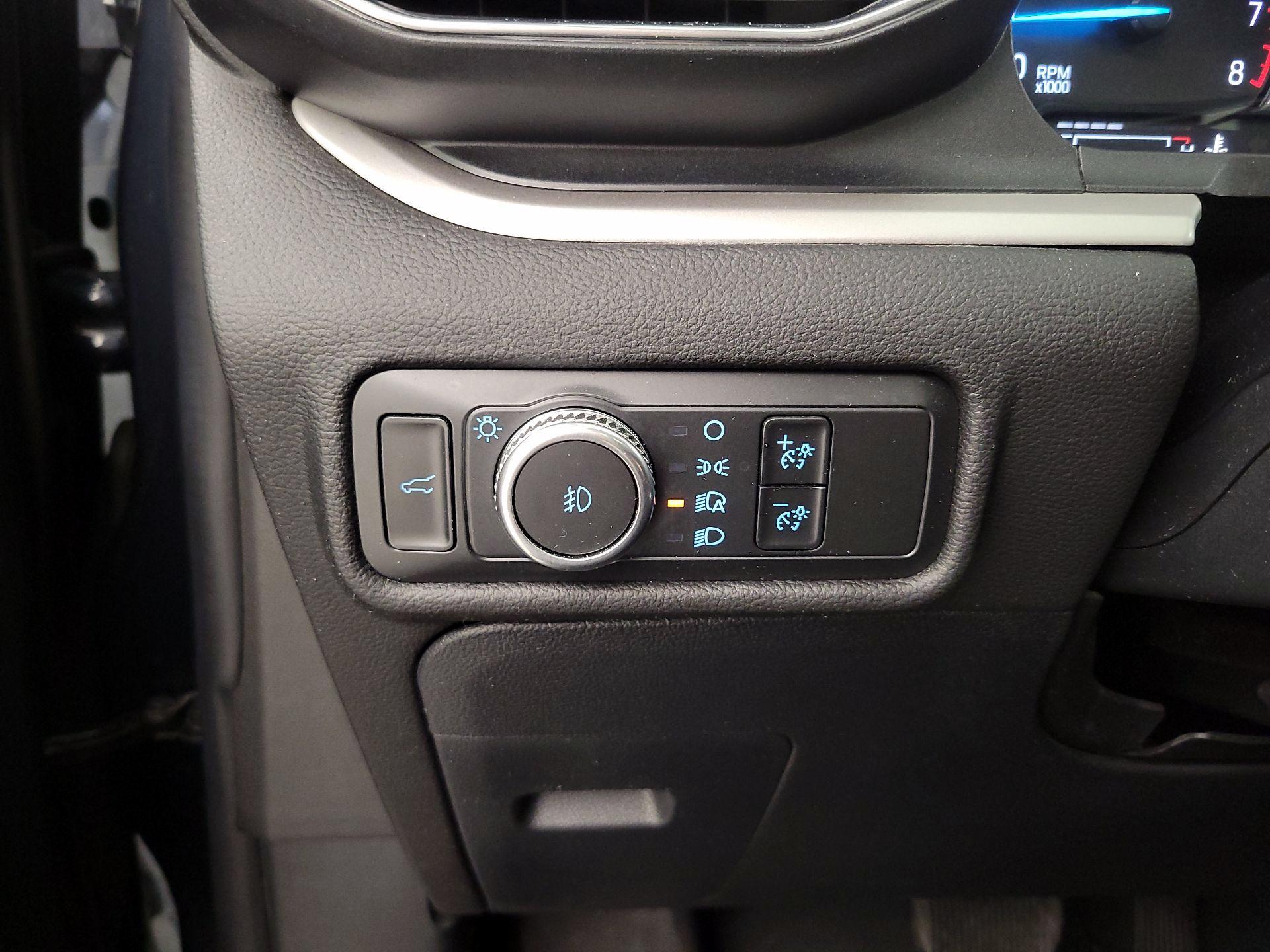 Thumbnail: 2022 Ford Explorer - 13