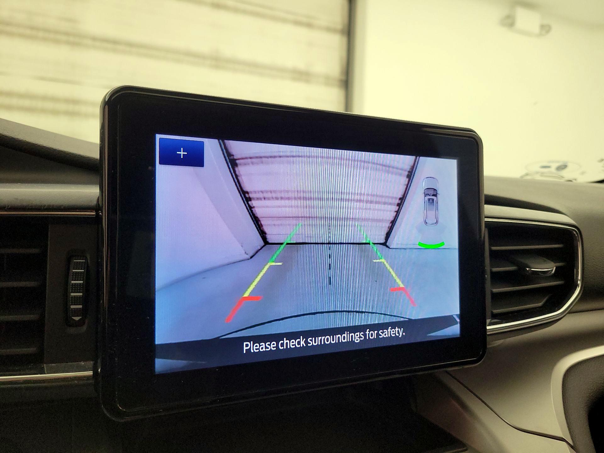 Thumbnail: 2022 Ford Explorer - 14