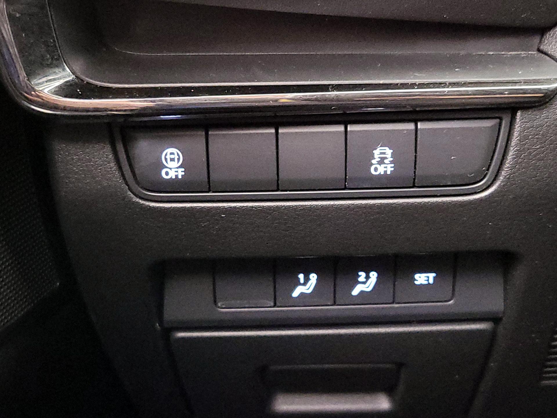 Thumbnail: 2021 Mazda Mazda3 - 13