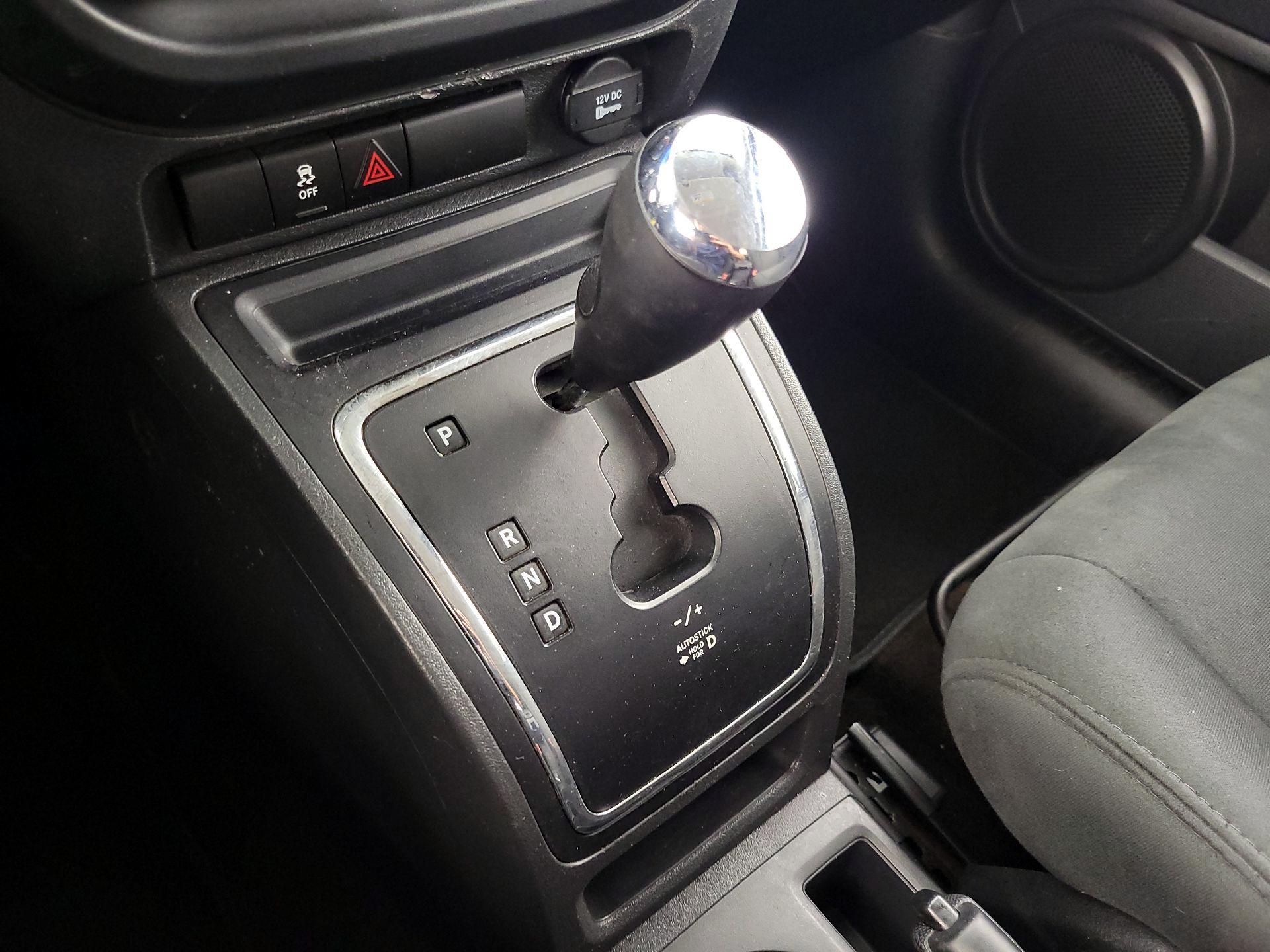 Thumbnail: 2016 Jeep Compass - 15