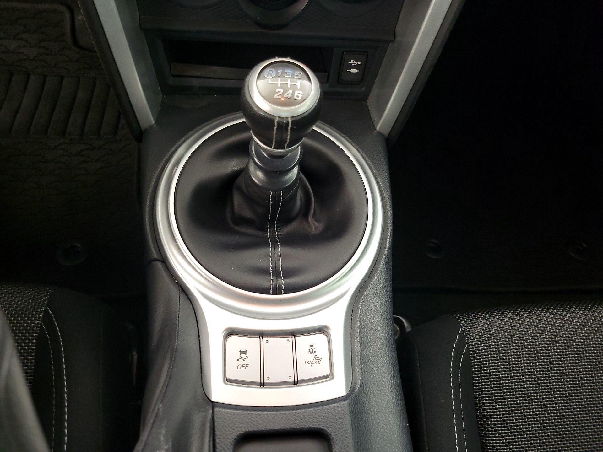 Thumbnail: 2017 Toyota 86 - 17