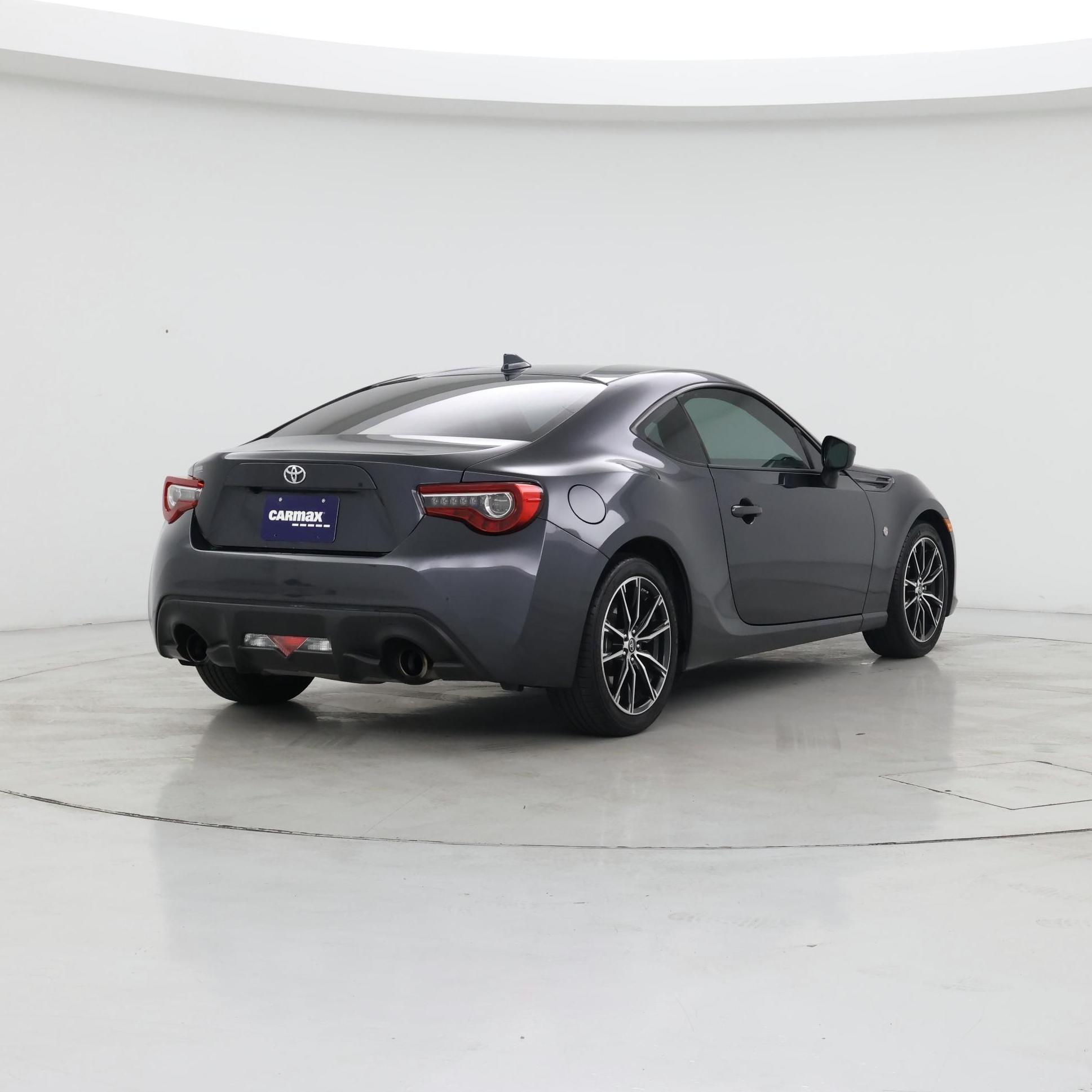 Thumbnail: 2017 Toyota 86 - 8