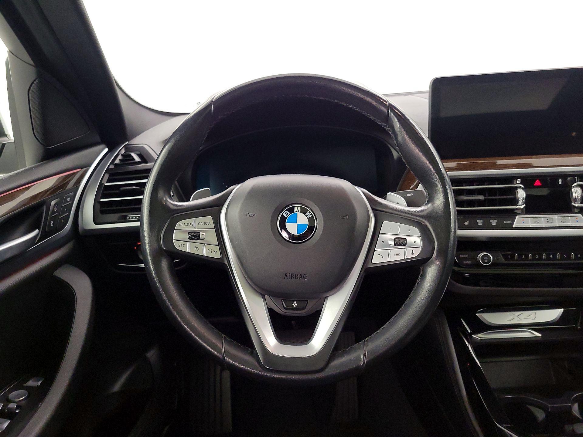 Thumbnail: 2022 BMW X4 - 10