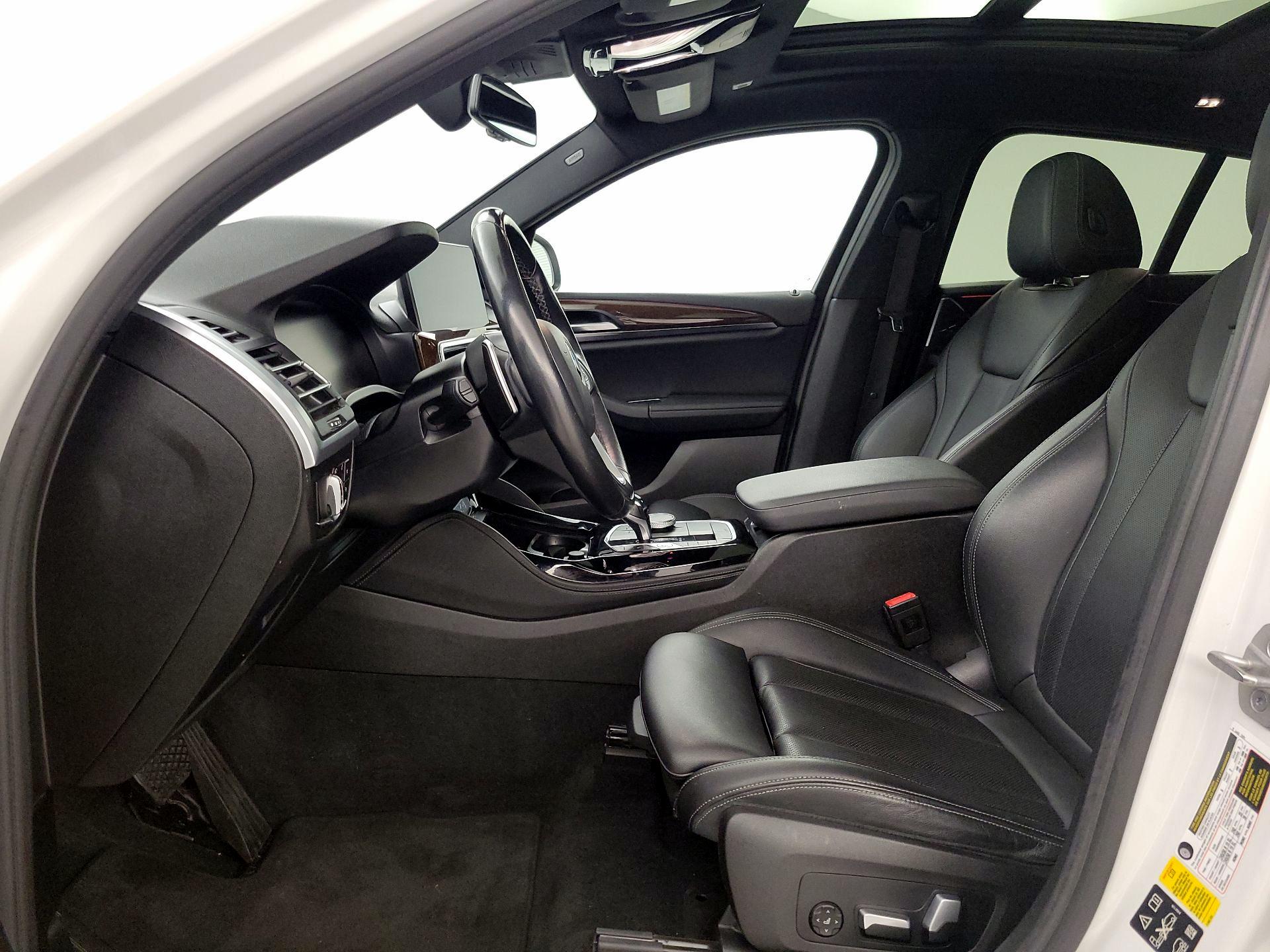 Thumbnail: 2022 BMW X4 - 11