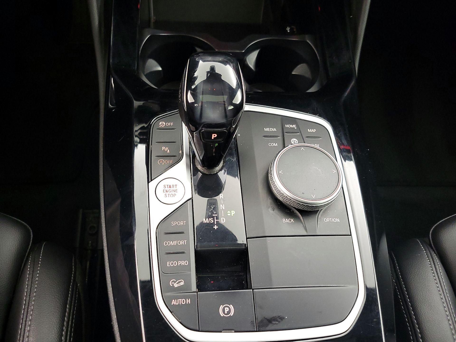 Thumbnail: 2022 BMW X4 - 18