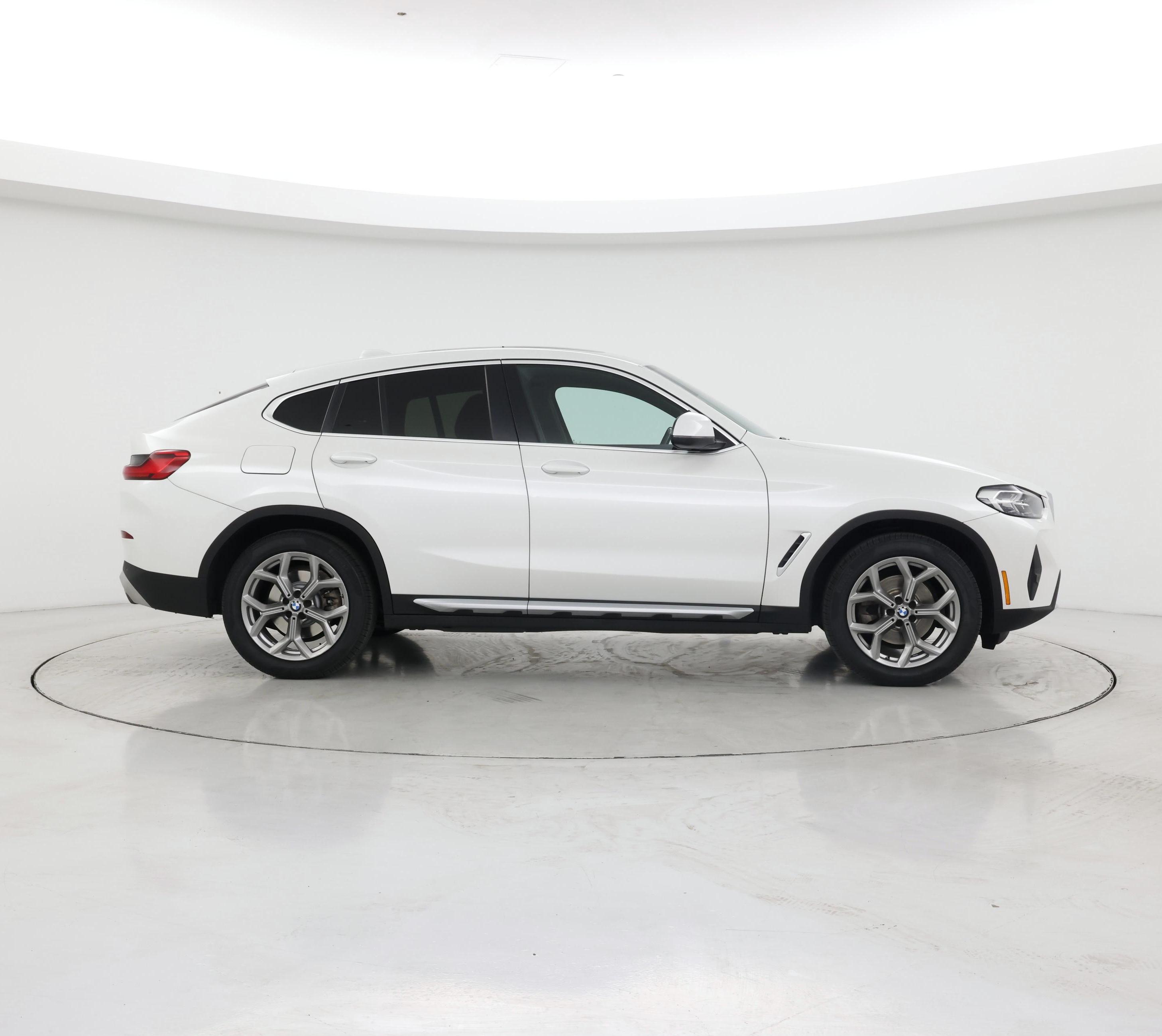 Thumbnail: 2022 BMW X4 - 7