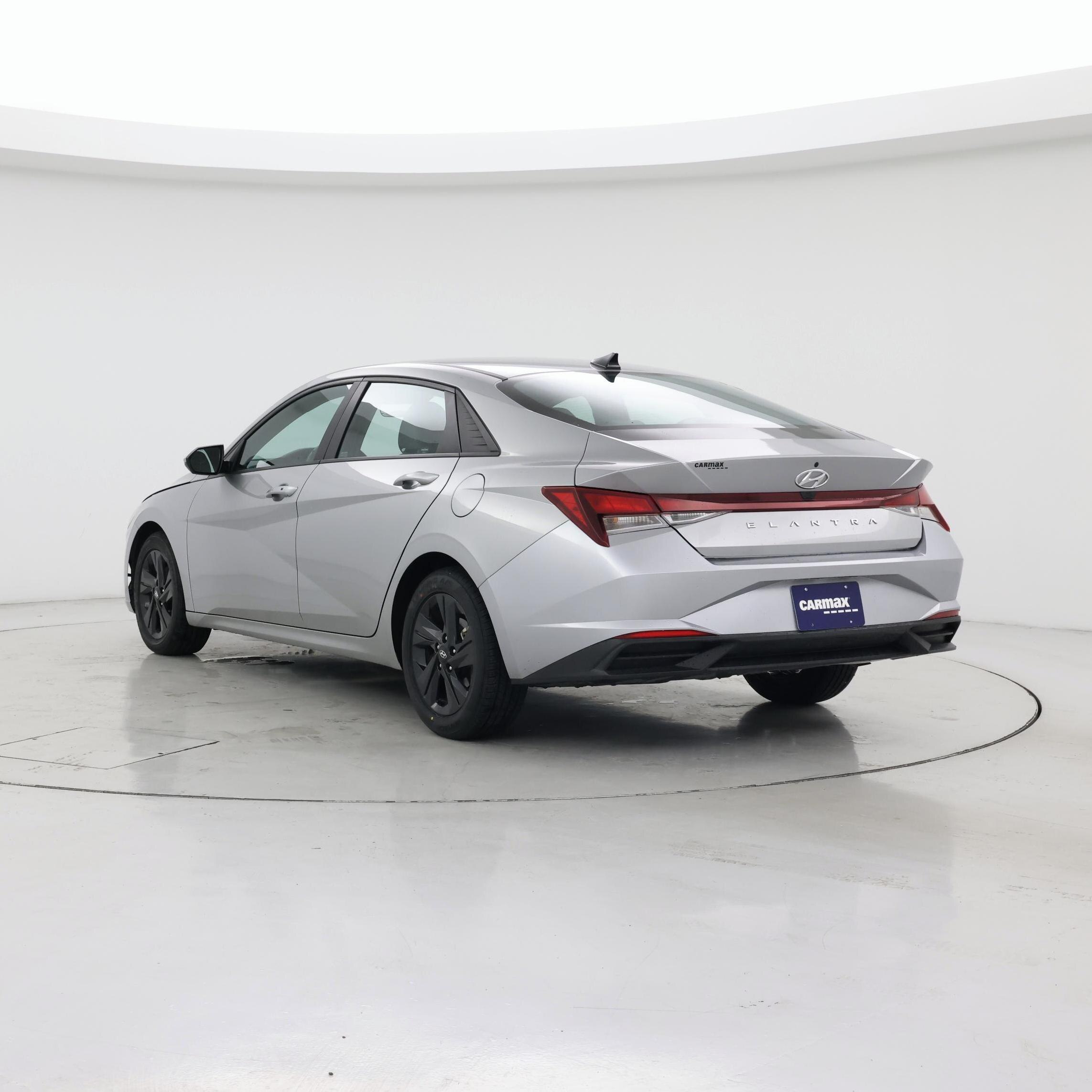 Thumbnail: 2023 Hyundai Elantra - 2