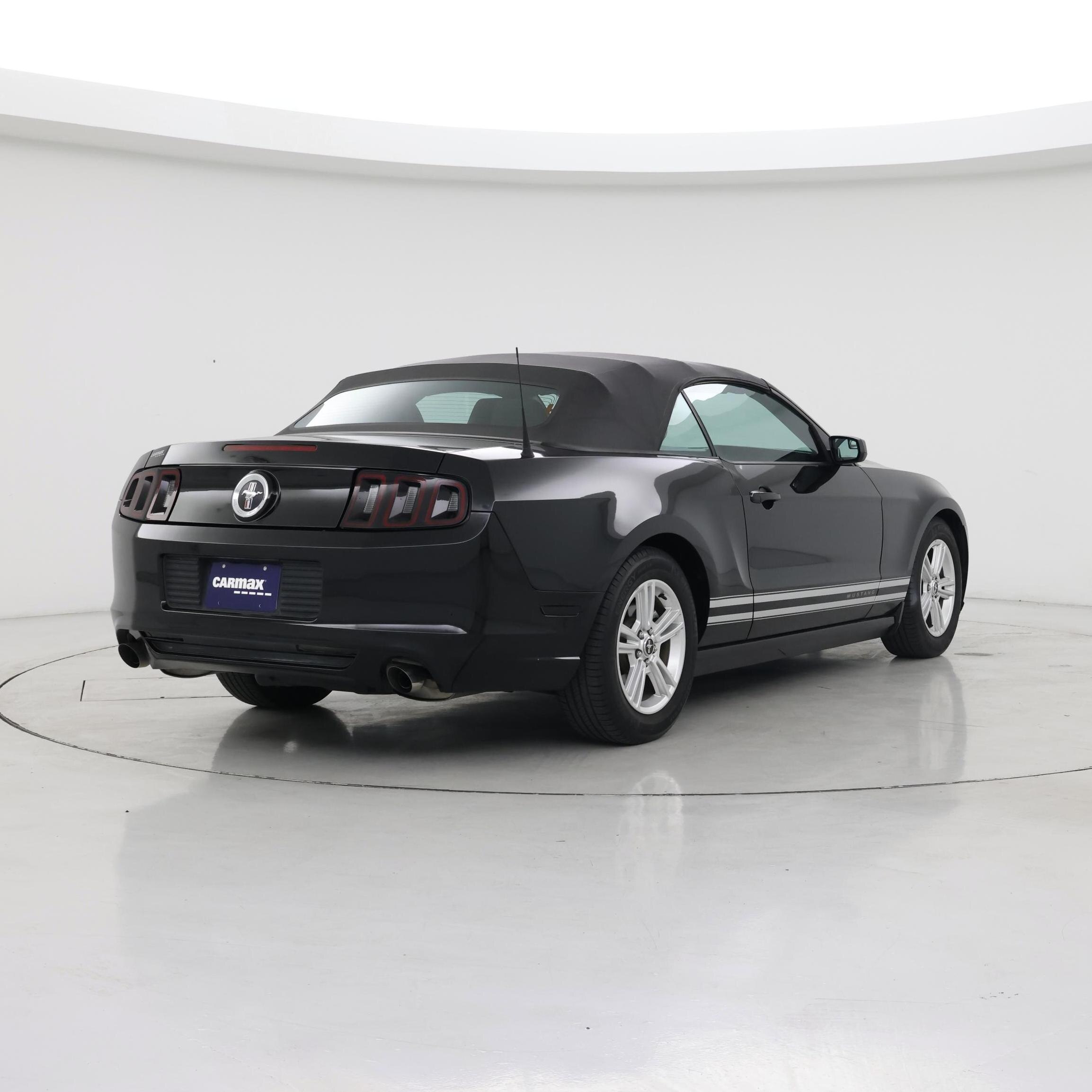 Thumbnail: 2014 Ford Mustang - 8