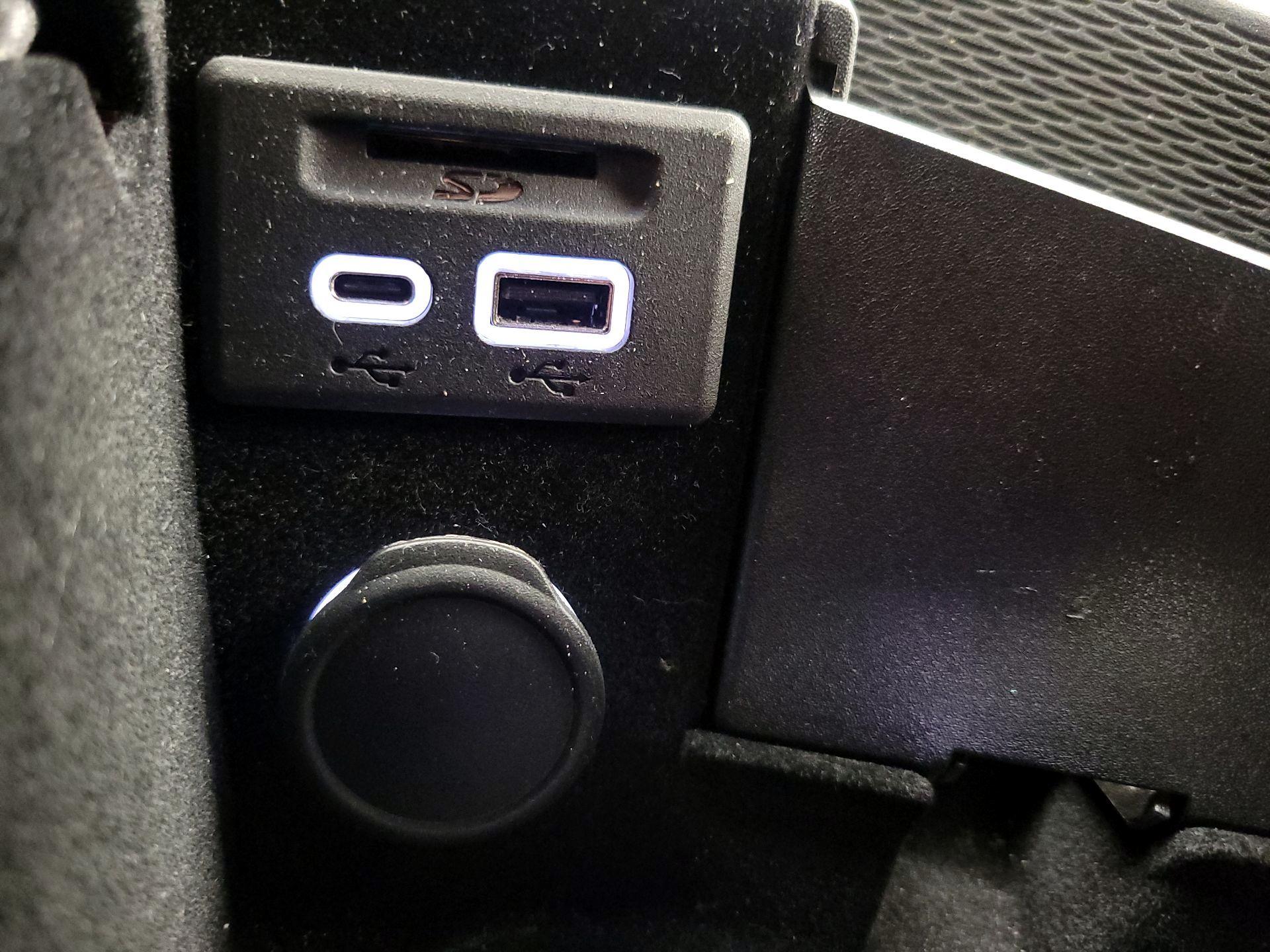 Thumbnail: 2023 Cadillac CT5 - 18