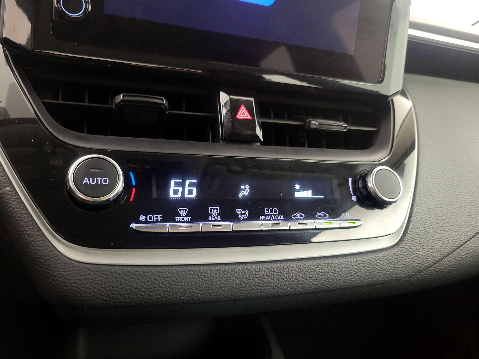 Thumbnail: 2024 Toyota Corolla - 16