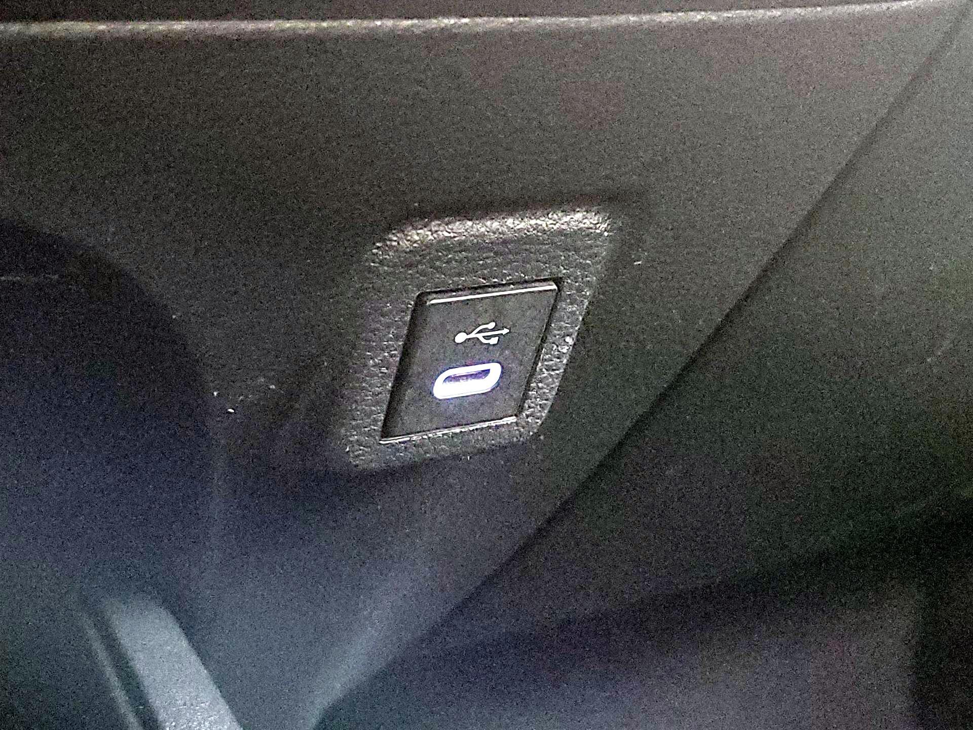 Thumbnail: 2024 Toyota Corolla - 18