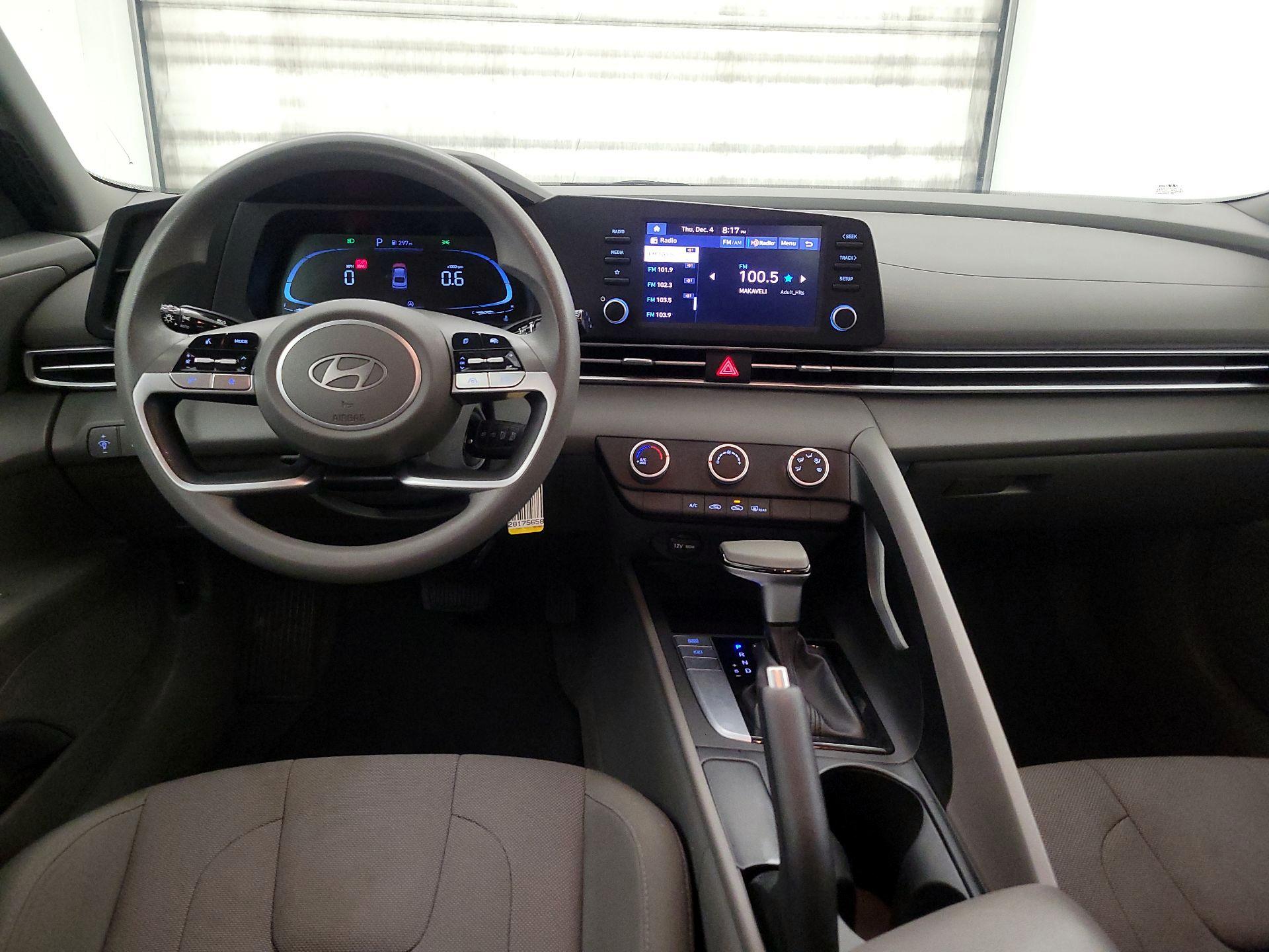 Thumbnail: 2024 Hyundai Elantra - 9