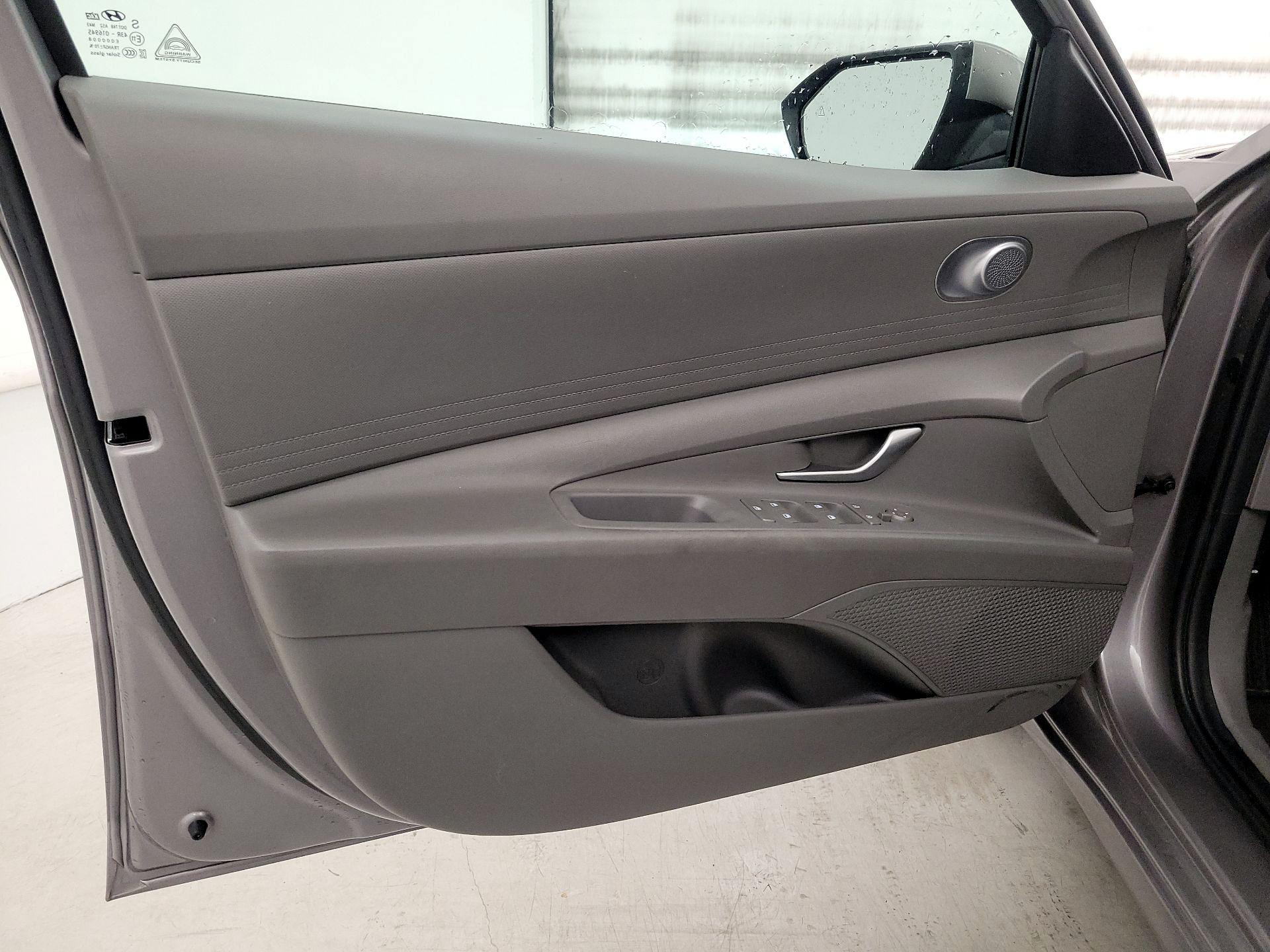 Thumbnail: 2024 Hyundai Elantra - 12