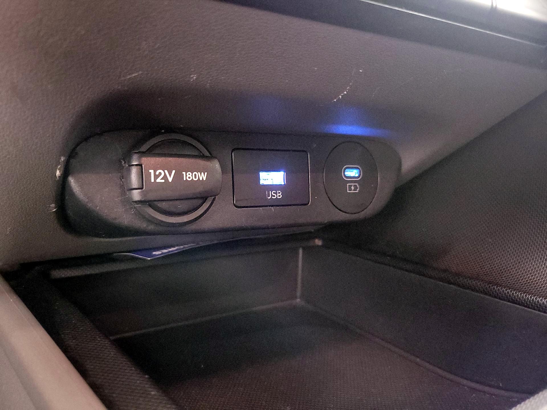 Thumbnail: 2024 Hyundai Elantra - 18