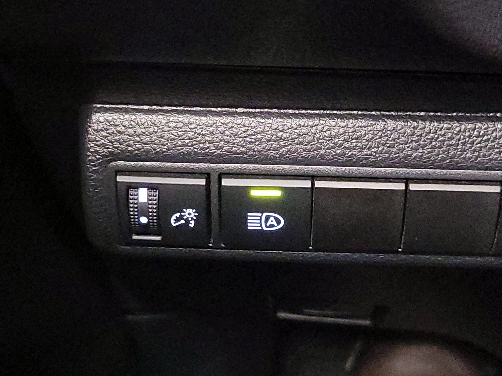 Thumbnail: 2024 Toyota Corolla - 13