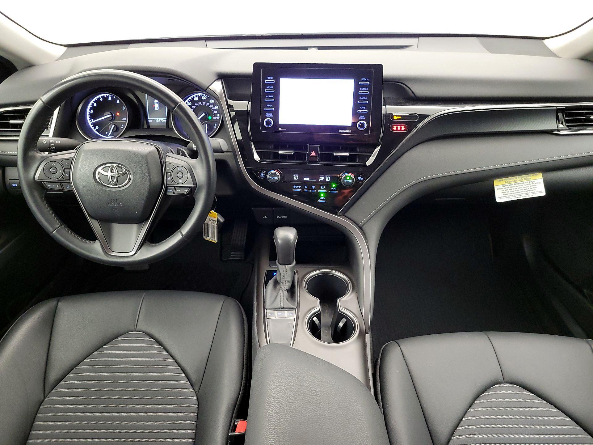 Thumbnail: 2022 Toyota Camry - 9