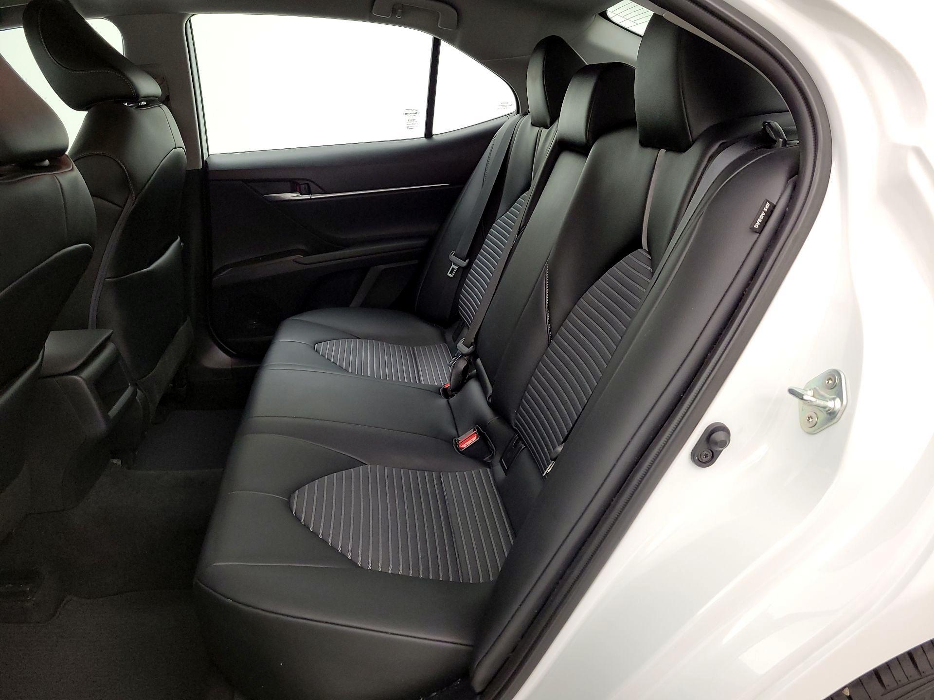 Thumbnail: 2022 Toyota Camry - 19