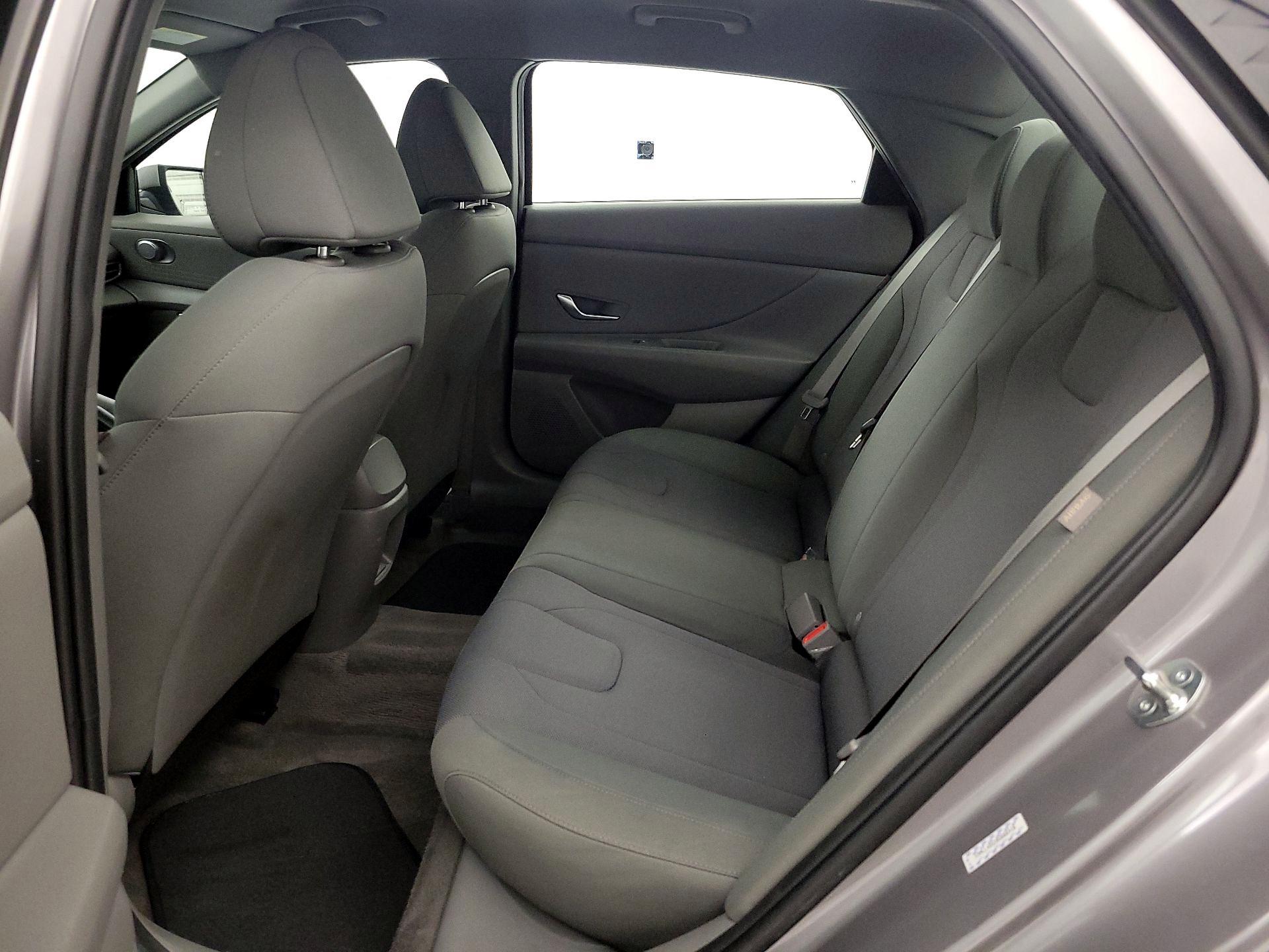 Thumbnail: 2024 Hyundai Elantra - 19