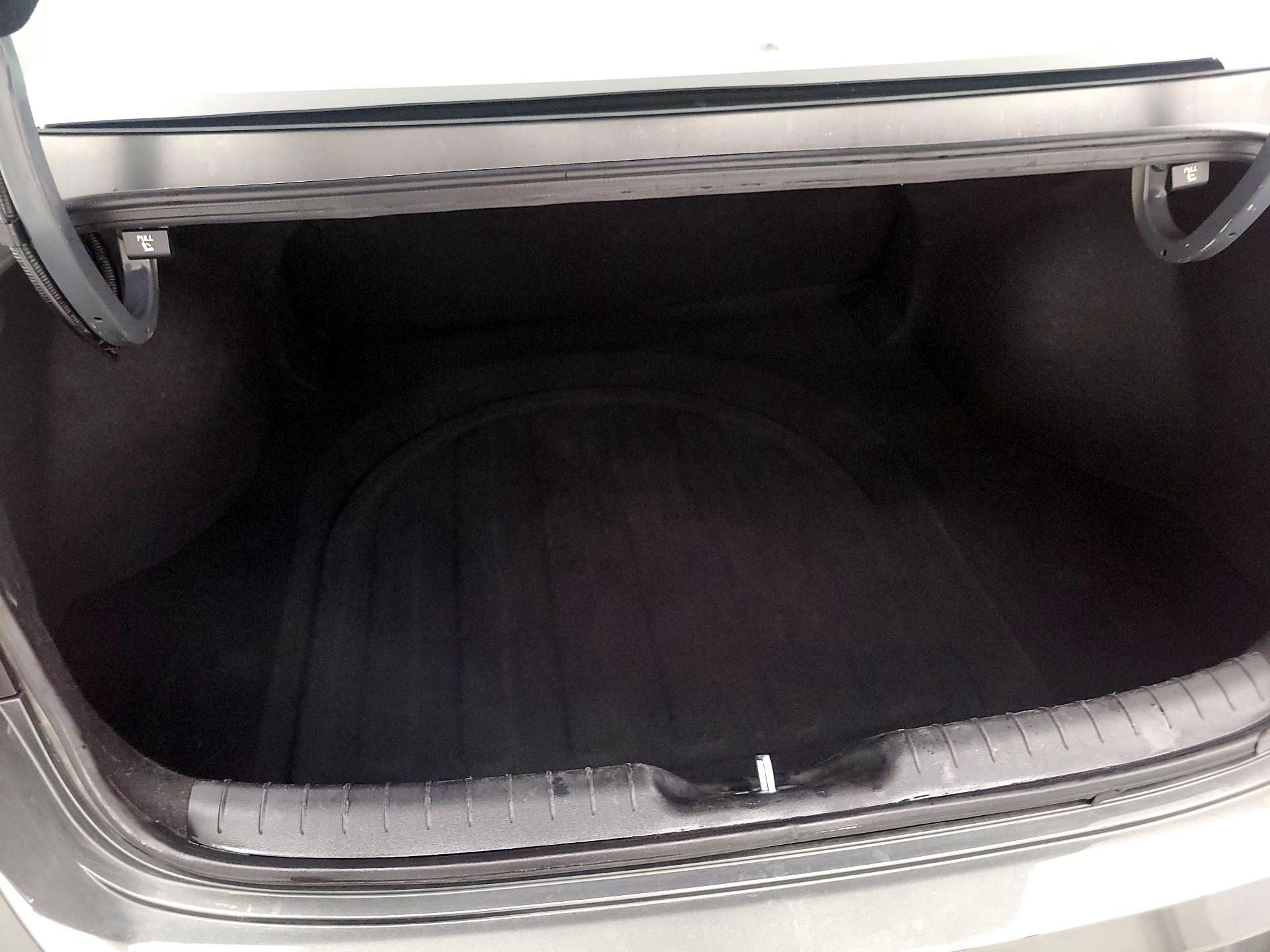 Thumbnail: 2024 Hyundai Elantra - 20